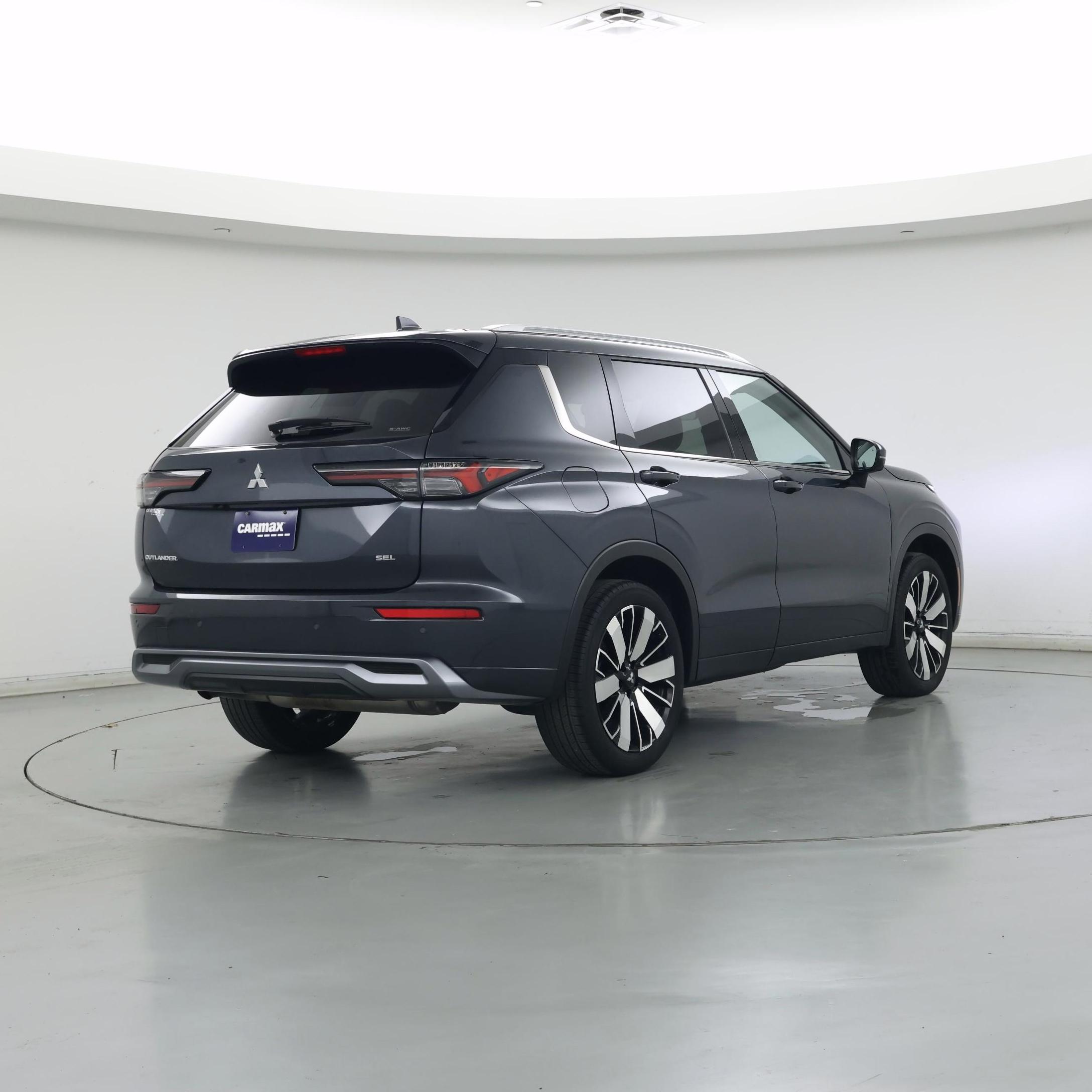 Thumbnail: 2025 Mitsubishi Outlander - 8