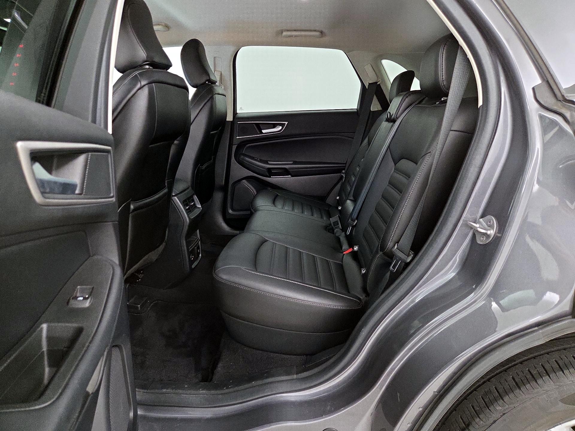 Thumbnail: 2021 Ford Edge - 19