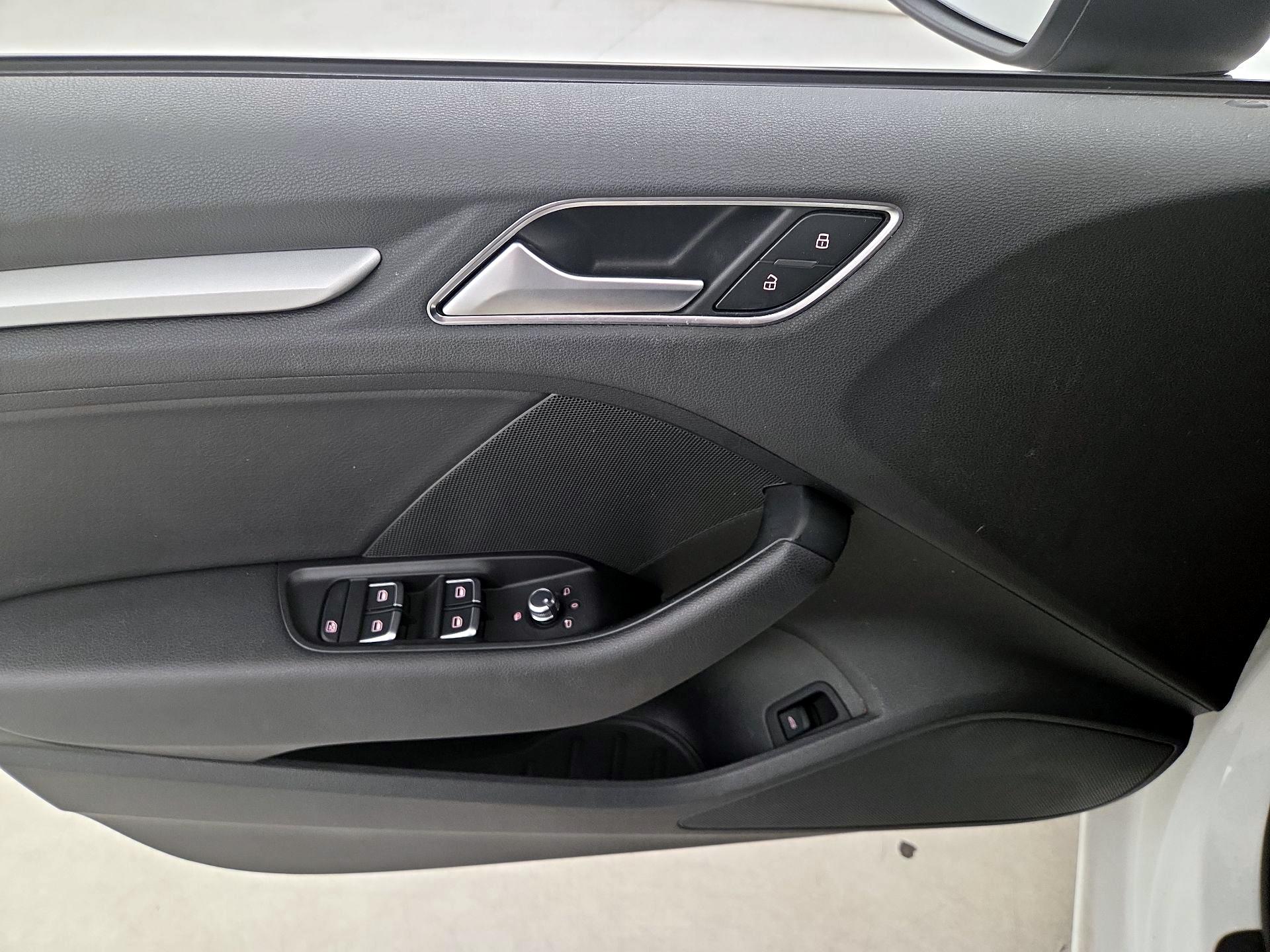 Thumbnail: 2016 Audi A3 - 12