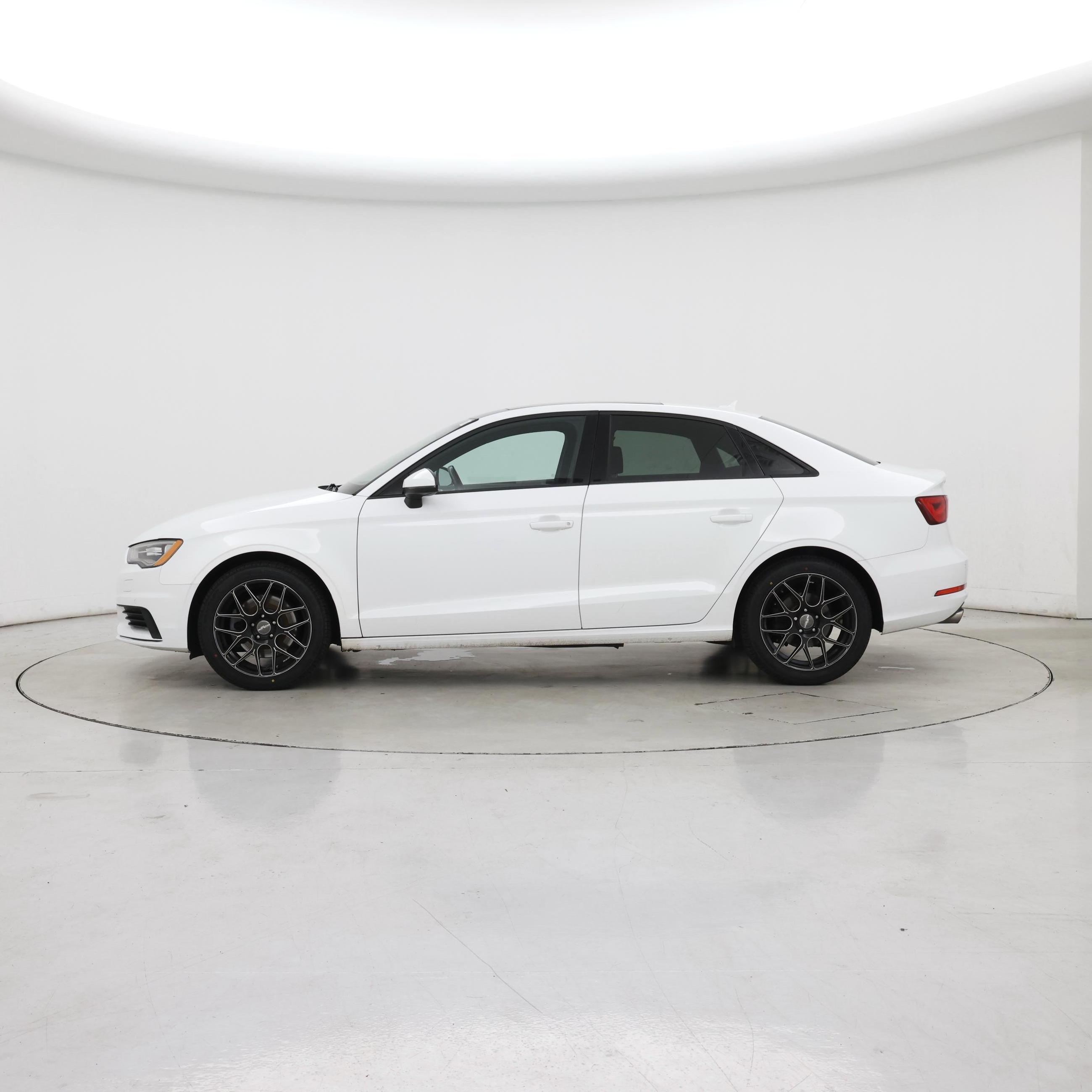 Thumbnail: 2016 Audi A3 - 3