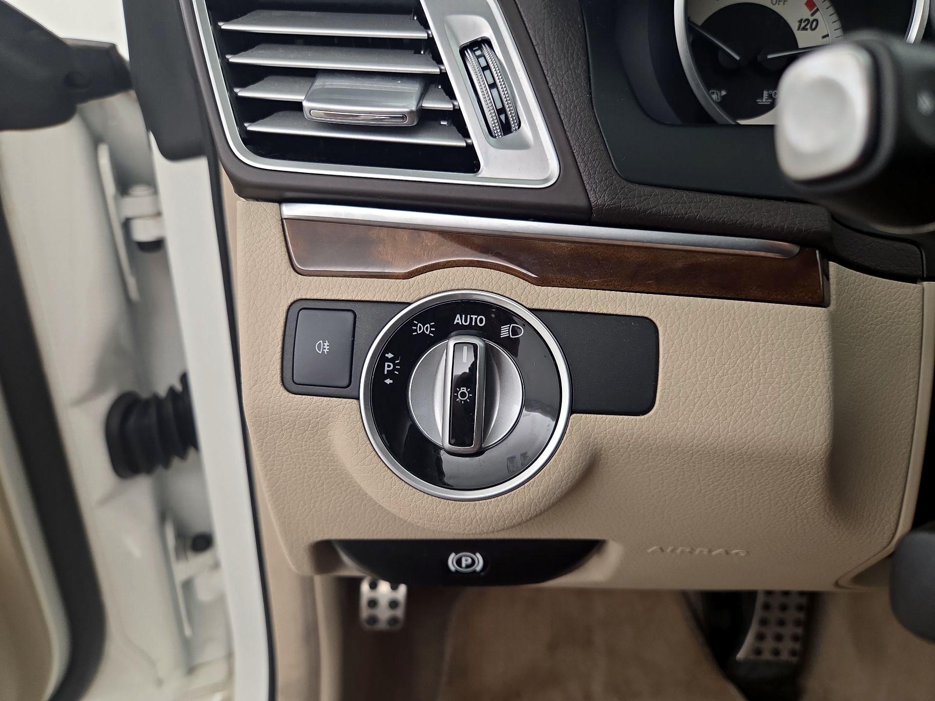 Thumbnail: 2016 Mercedes-Benz E-Class - 13