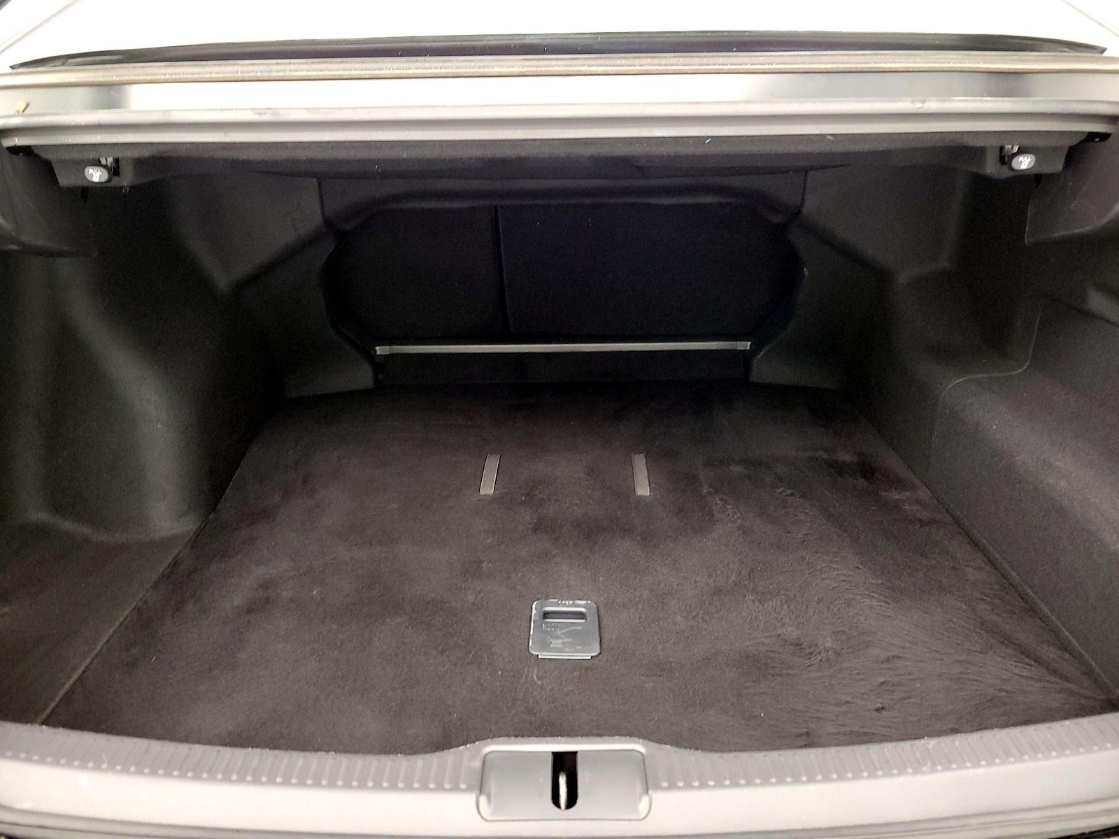 2023 Toyota Crown Platinum - Photo 21