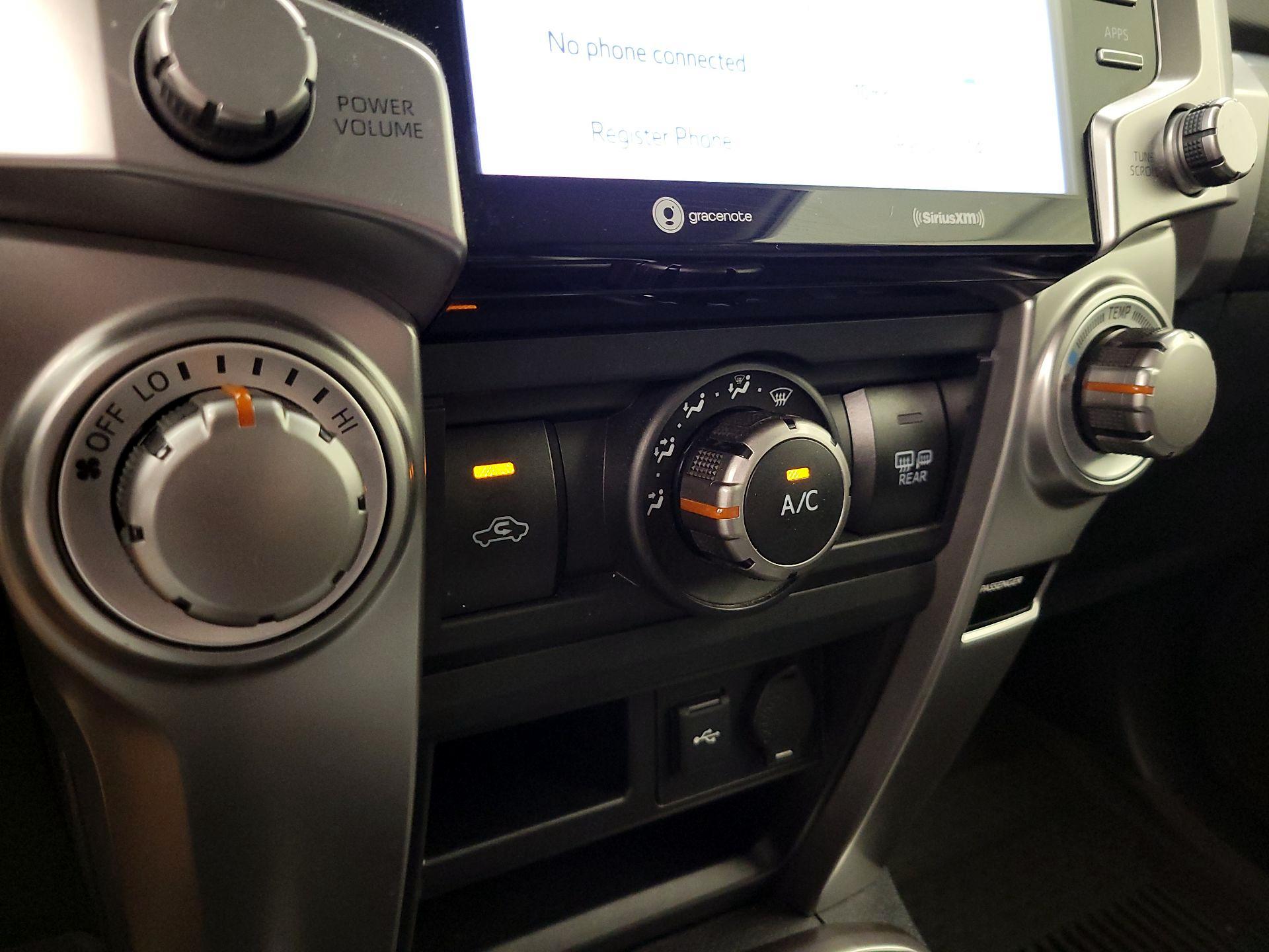Thumbnail: 2023 Toyota 4Runner - 16