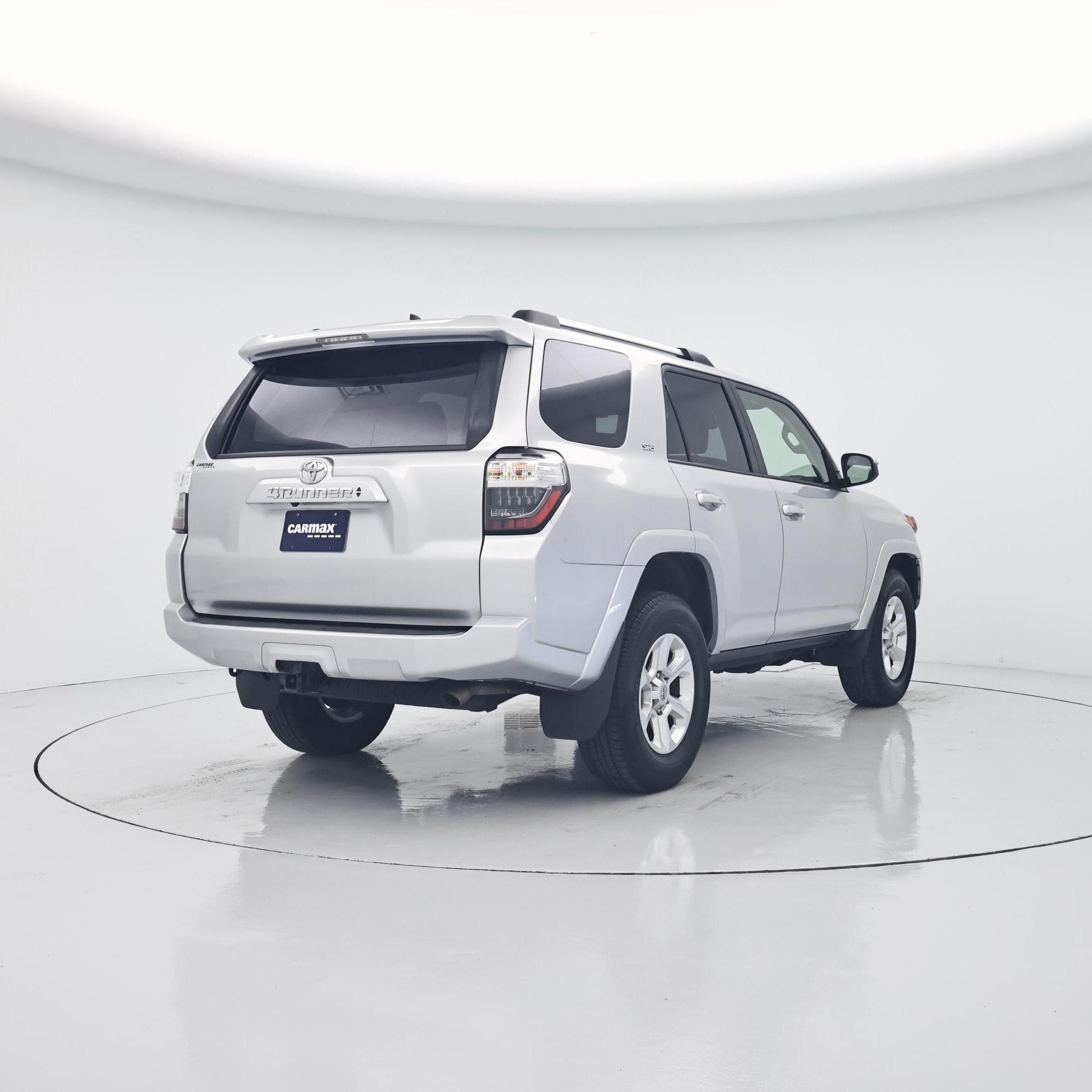 Thumbnail: 2023 Toyota 4Runner - 8