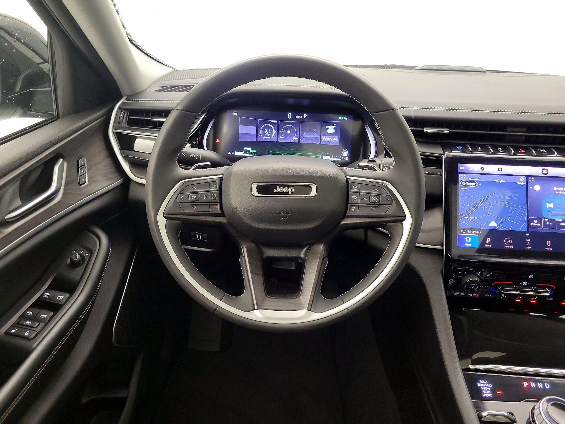 Thumbnail: 2022 Jeep Grand Cherokee - 10