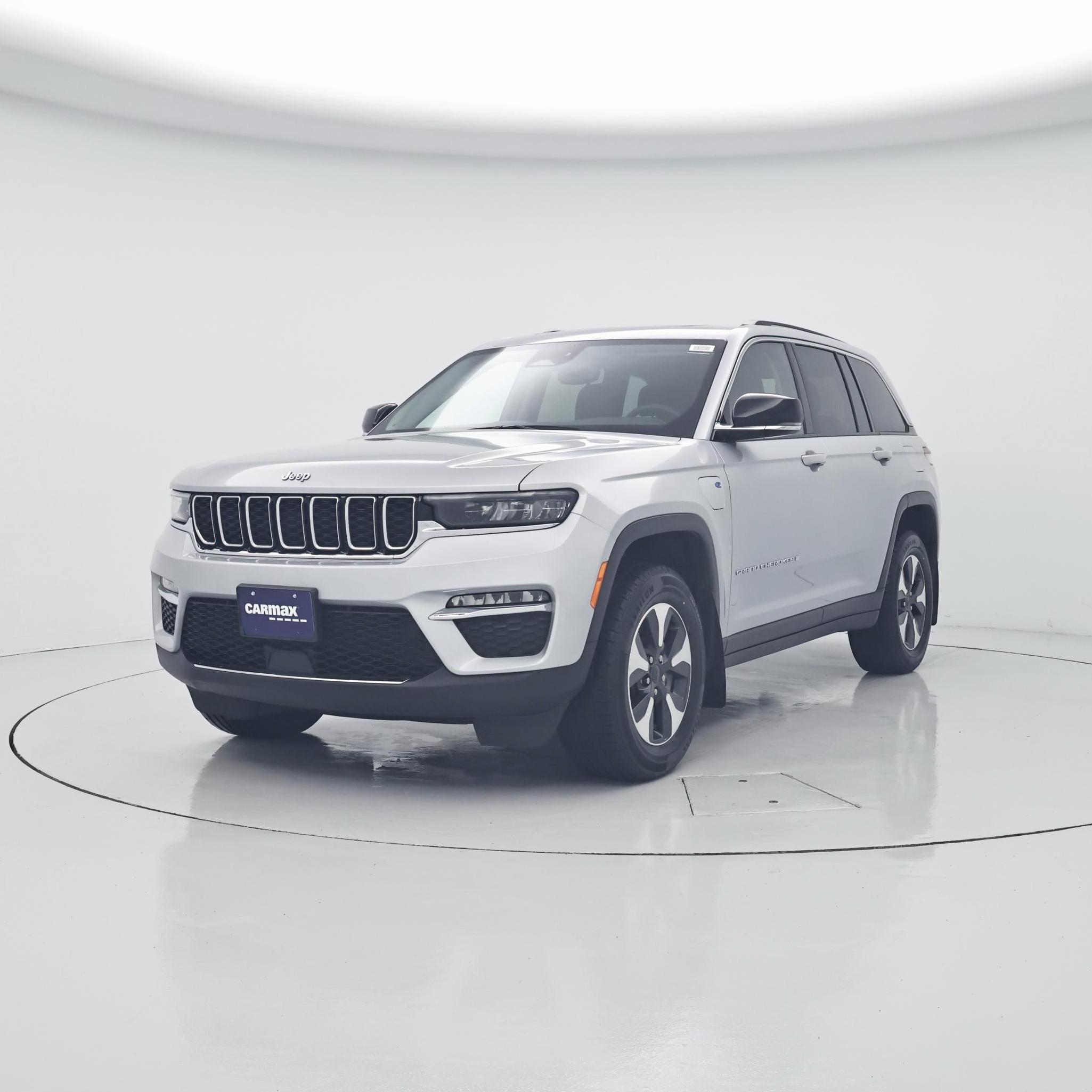 Thumbnail: 2022 Jeep Grand Cherokee - 4