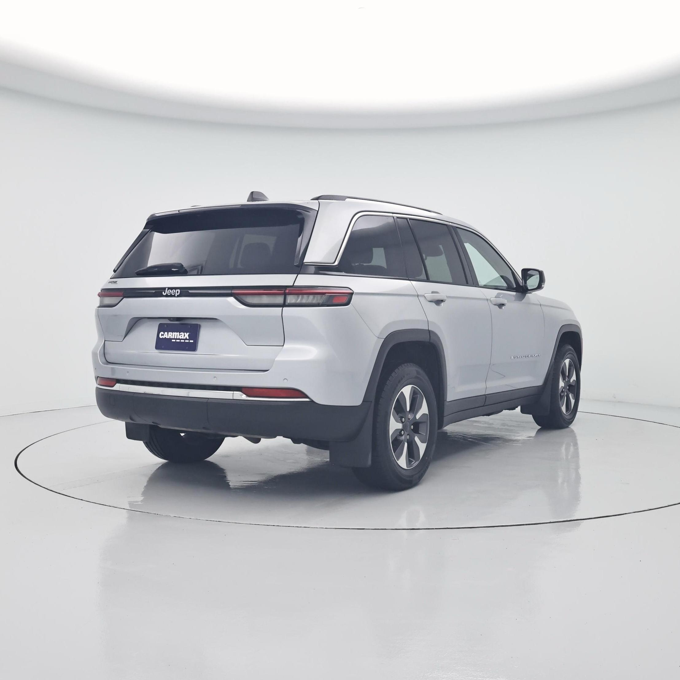 Thumbnail: 2022 Jeep Grand Cherokee - 8