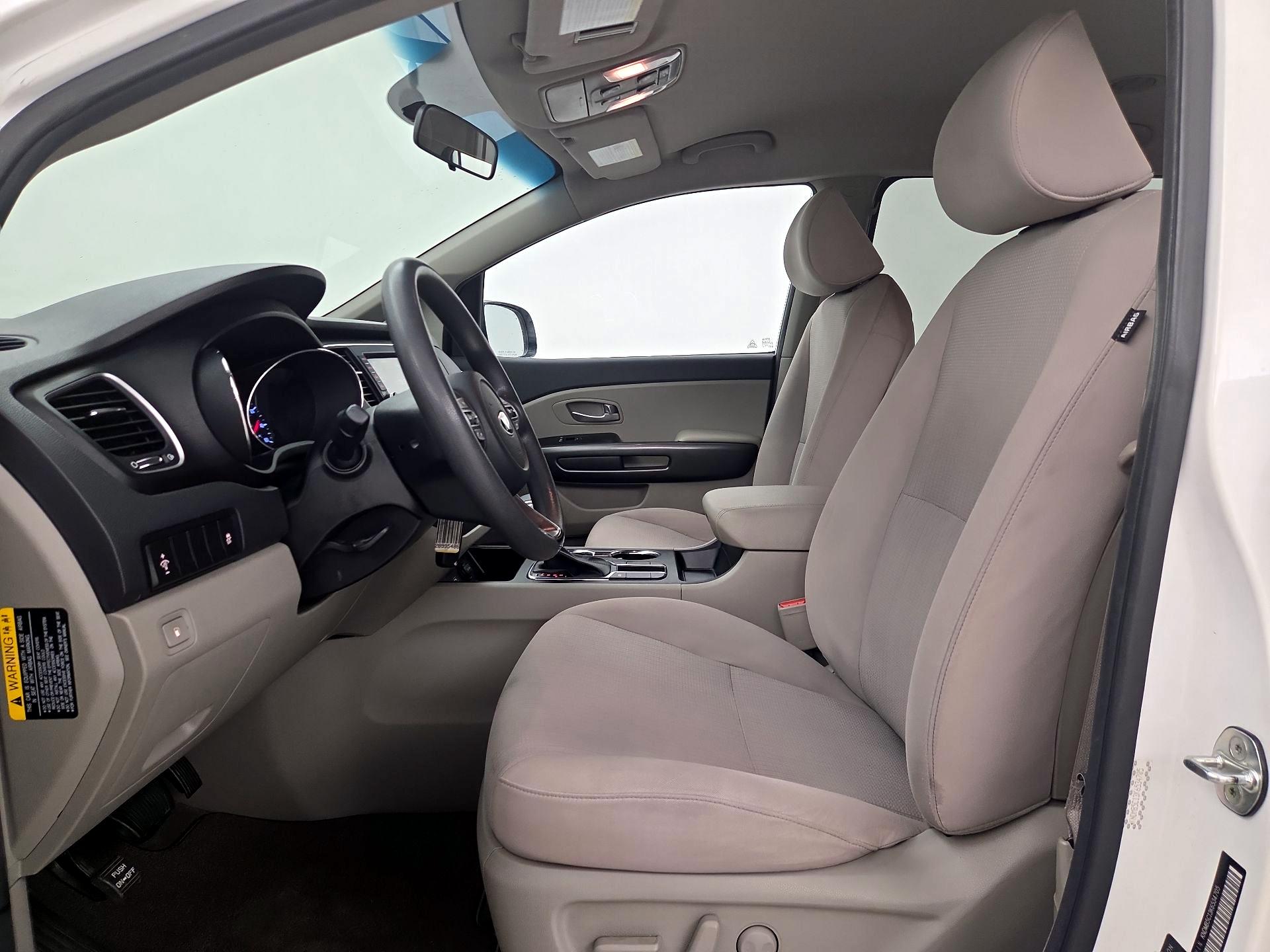 Thumbnail: 2019 Kia Sedona - 11