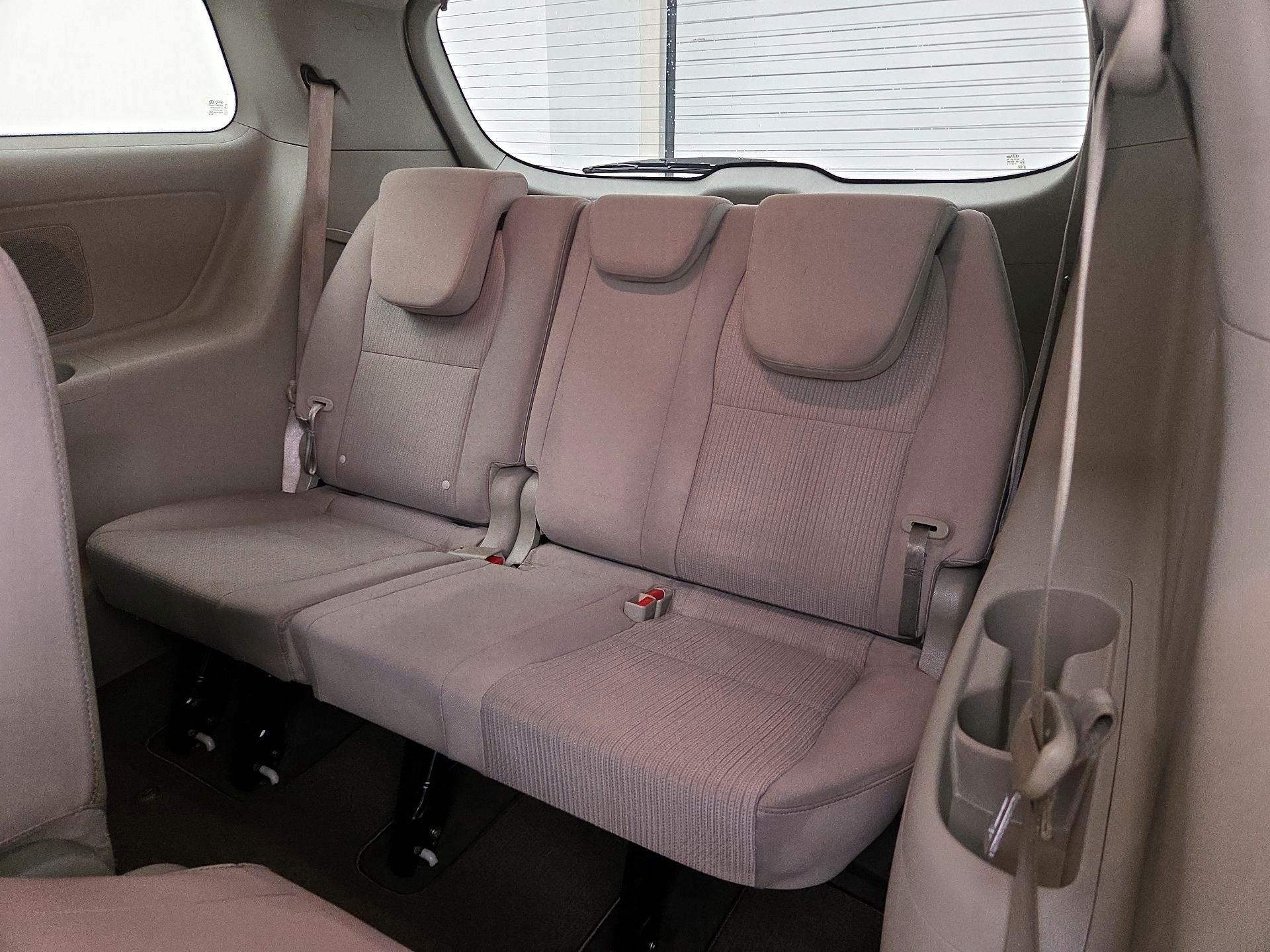 Thumbnail: 2019 Kia Sedona - 20