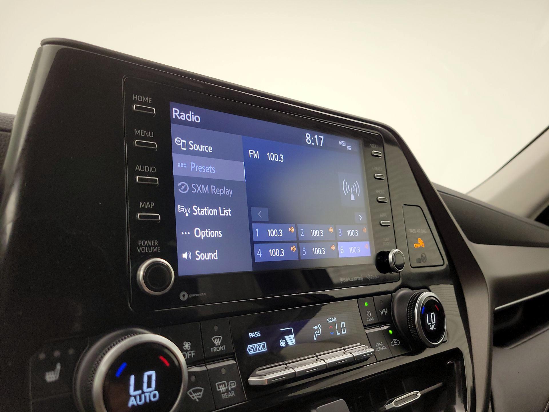 Thumbnail: 2022 Toyota Highlander - 15