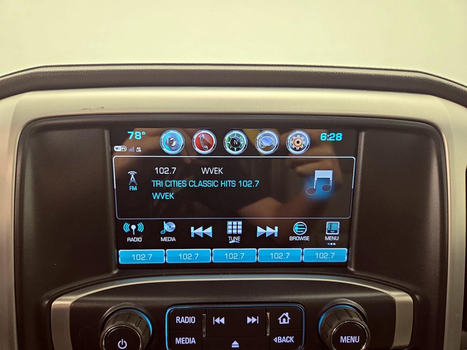 2018 GMC Sierra 1500 SLT - Photo 17