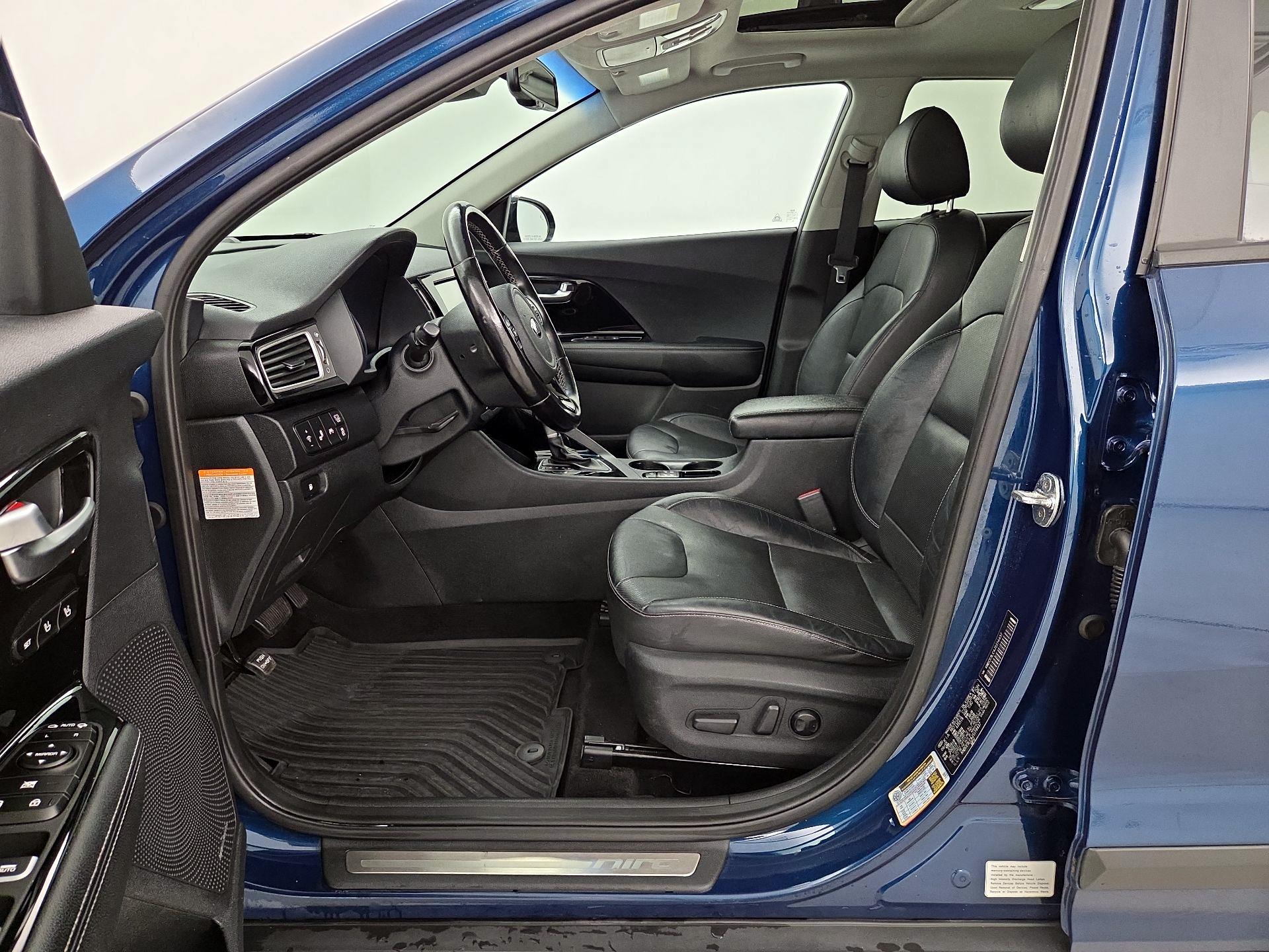 Thumbnail: 2018 Kia Niro - 11