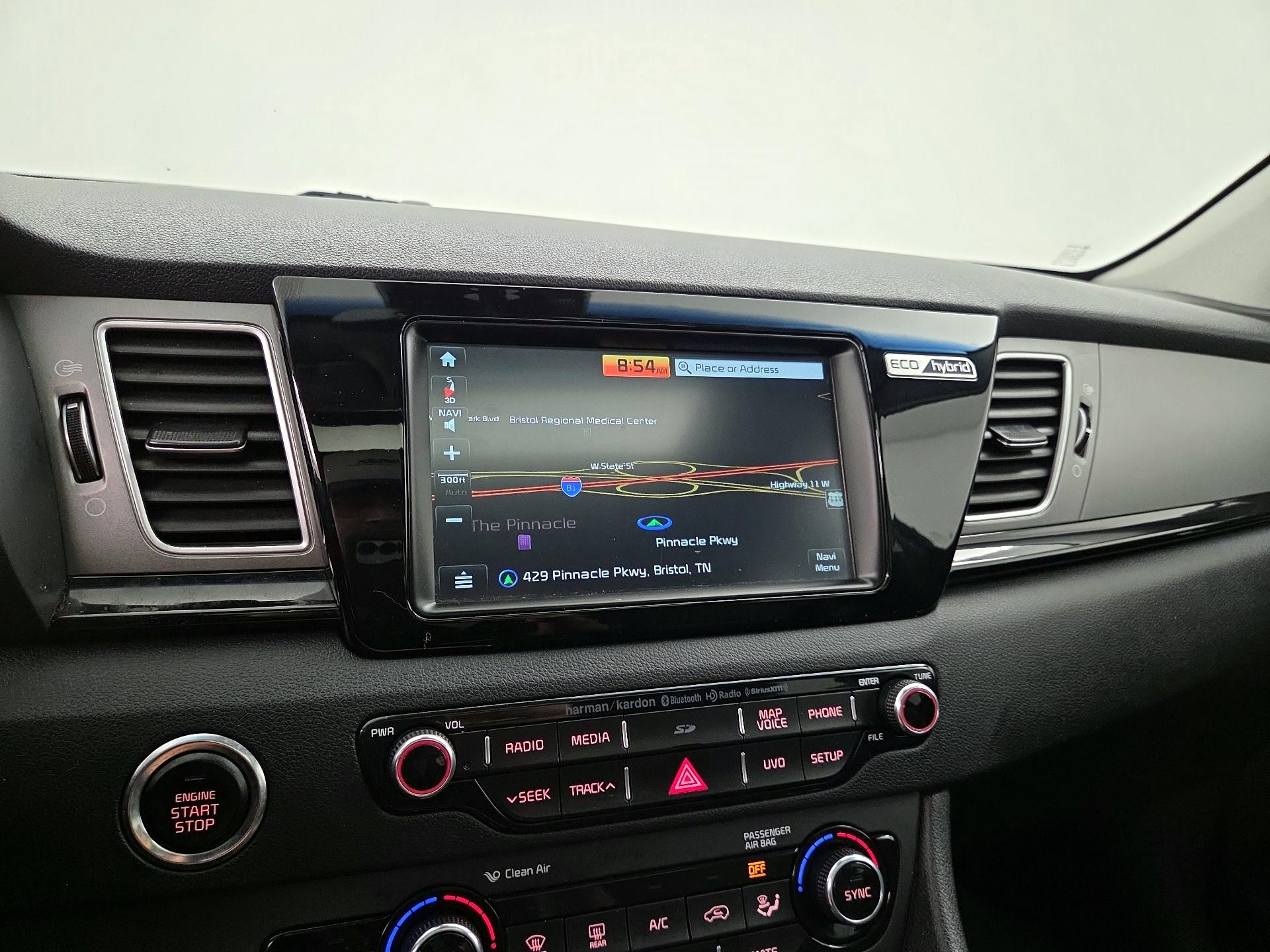 Thumbnail: 2018 Kia Niro - 14