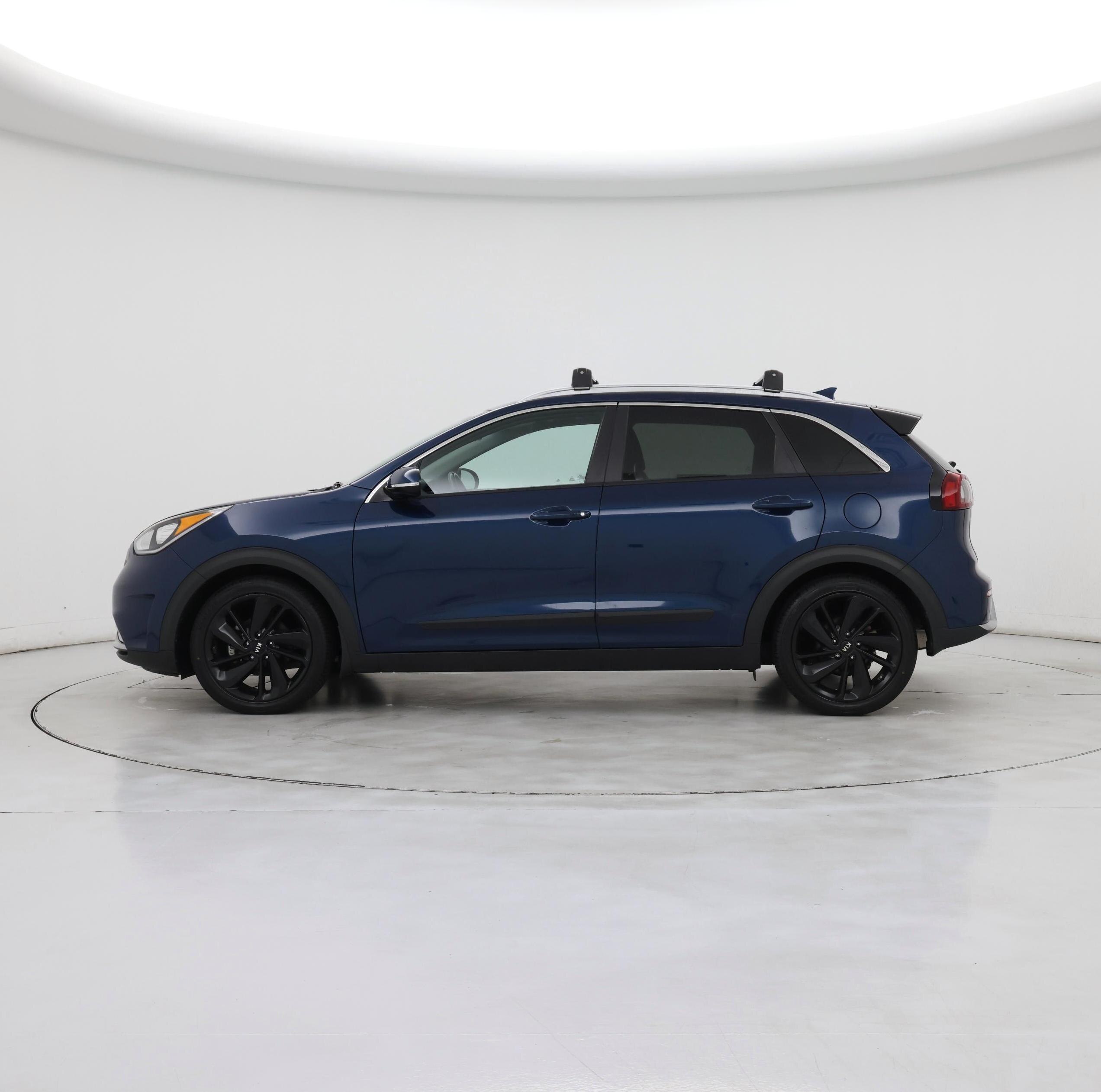 Thumbnail: 2018 Kia Niro - 3