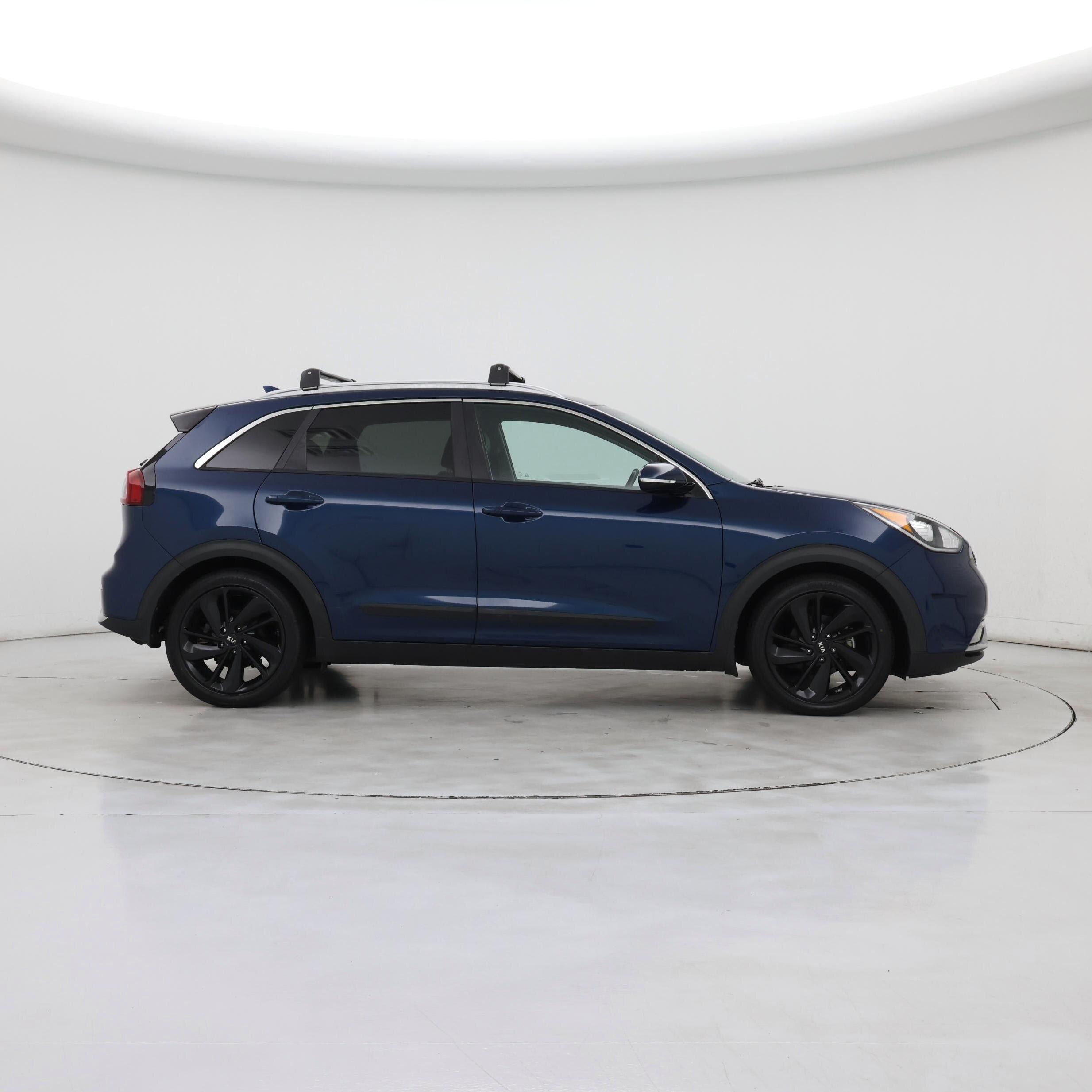 Thumbnail: 2018 Kia Niro - 7