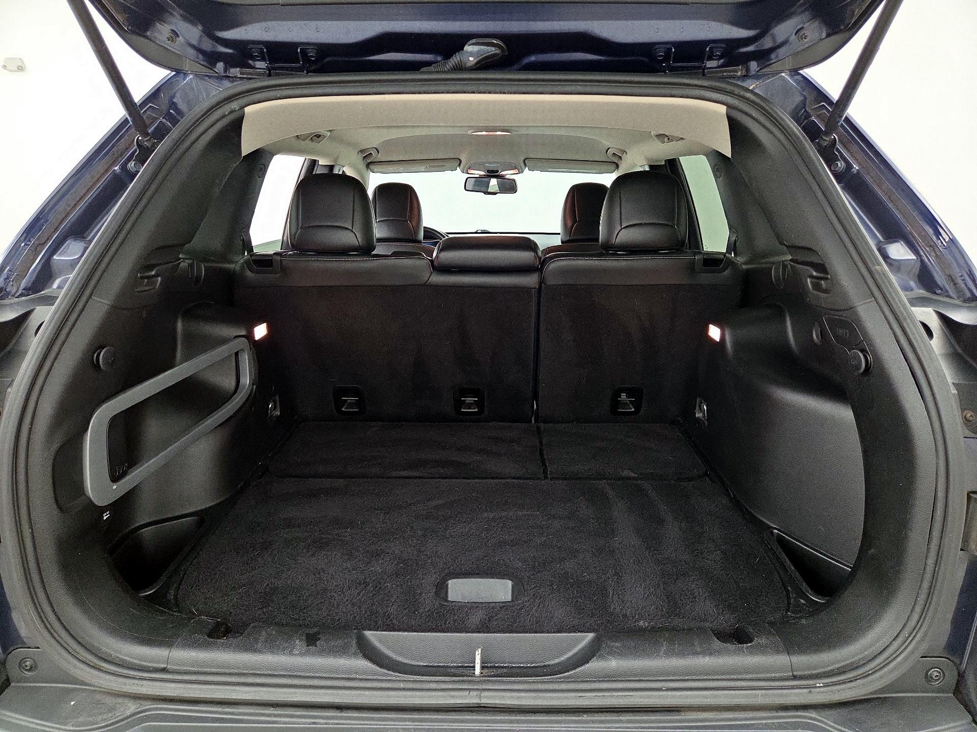 Thumbnail: 2016 Jeep Cherokee - 20