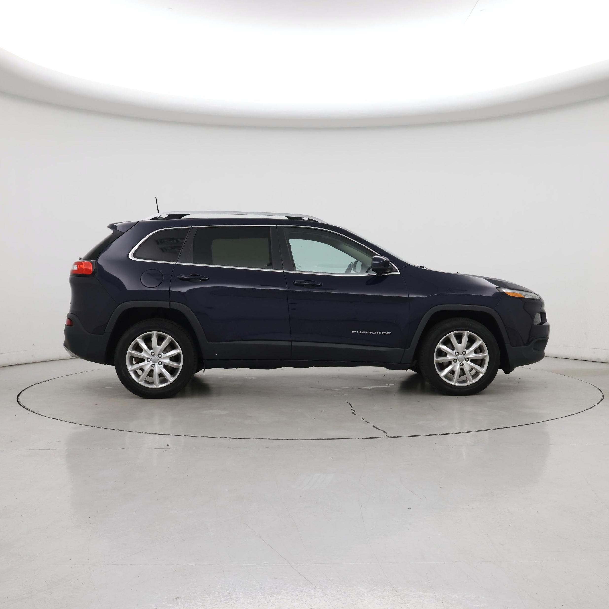 Thumbnail: 2016 Jeep Cherokee - 7