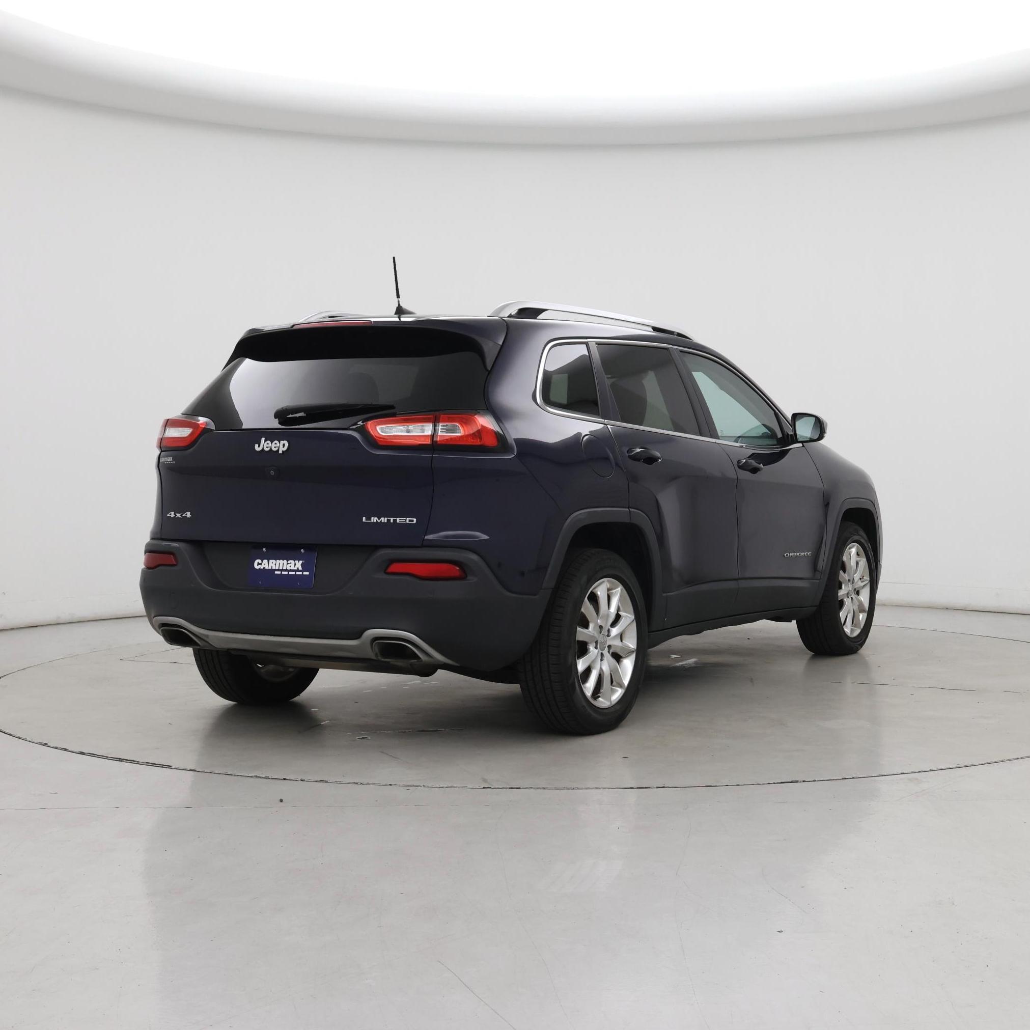 Thumbnail: 2016 Jeep Cherokee - 8