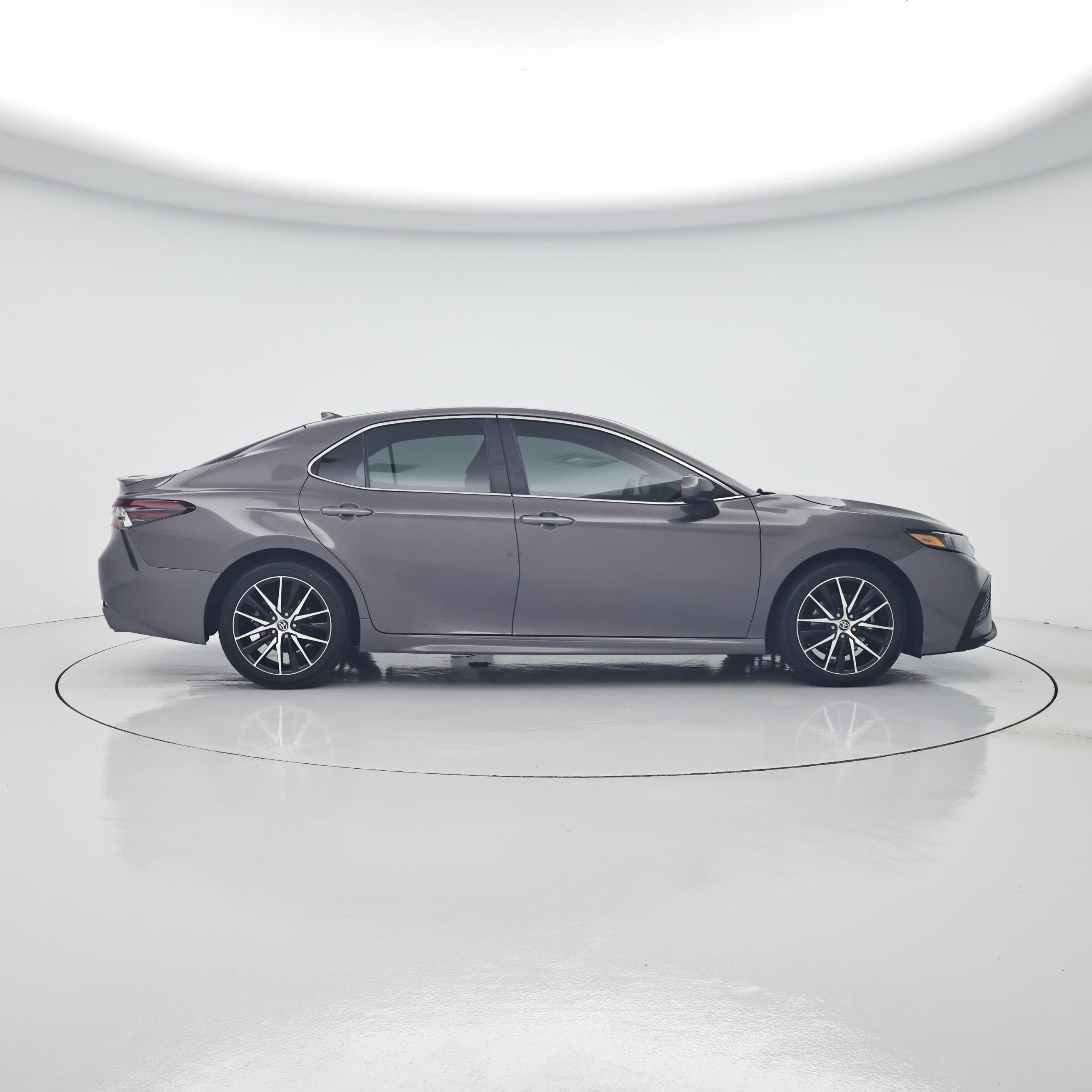 Thumbnail: 2021 Toyota Camry - 7