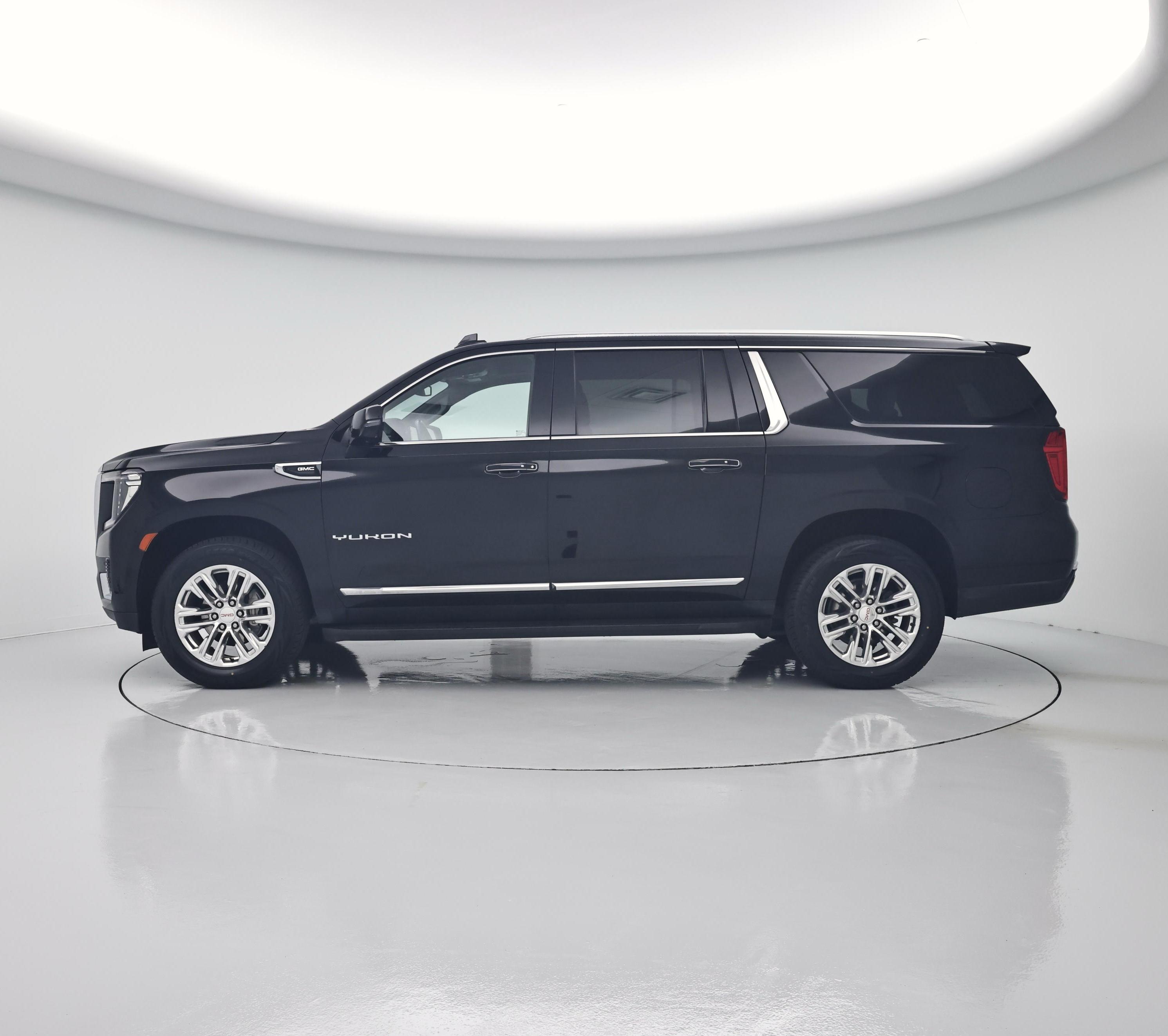 Thumbnail: 2022 GMC Yukon XL - 3
