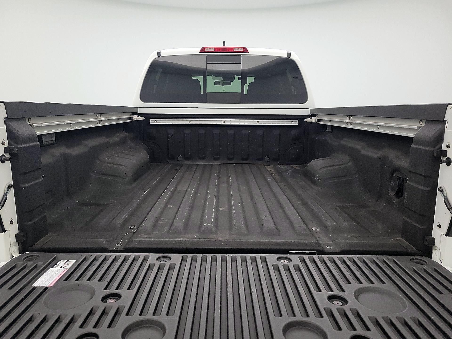 Thumbnail: 2023 Nissan Frontier - 20