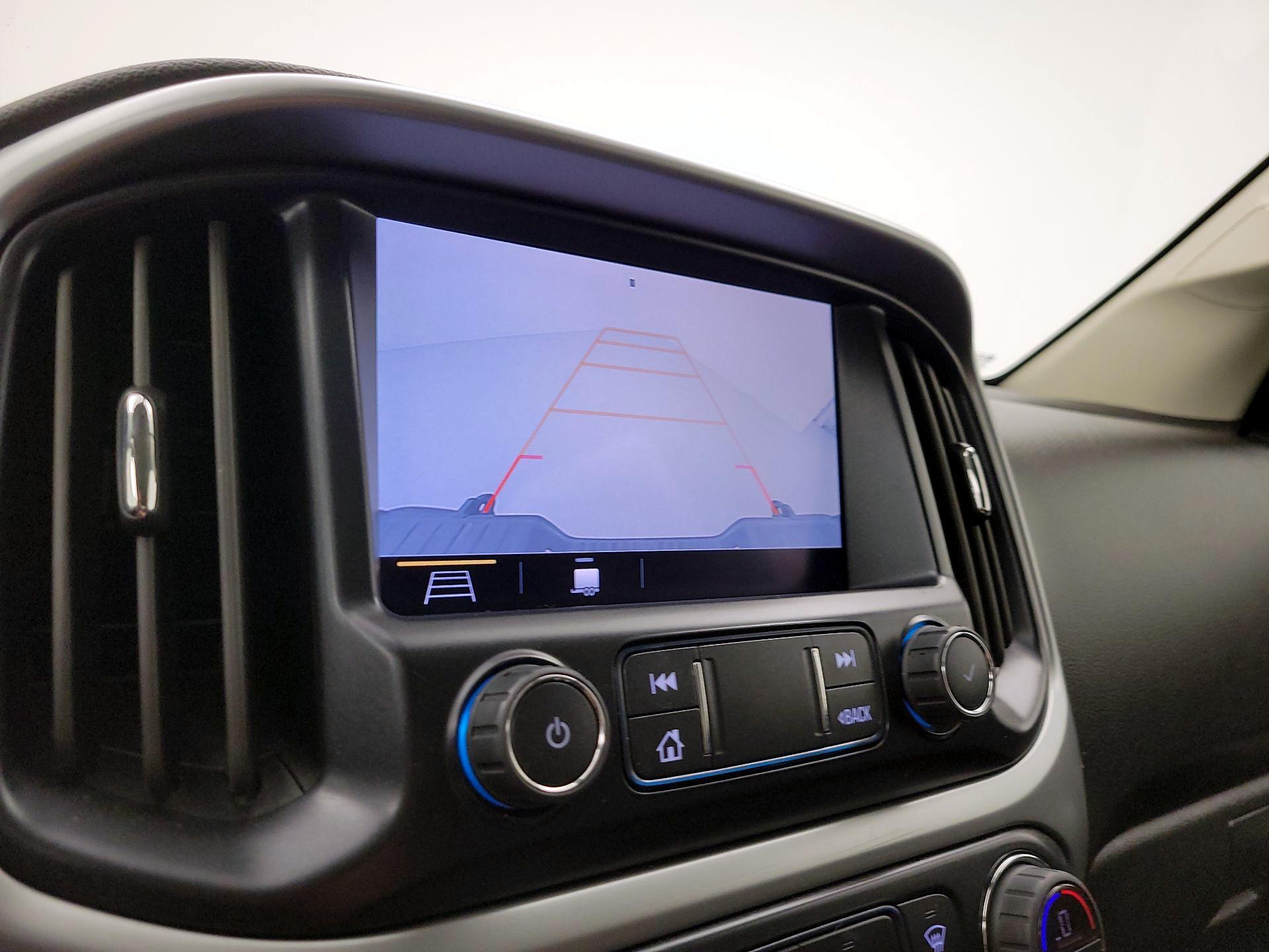Thumbnail: 2022 Chevrolet Colorado - 15