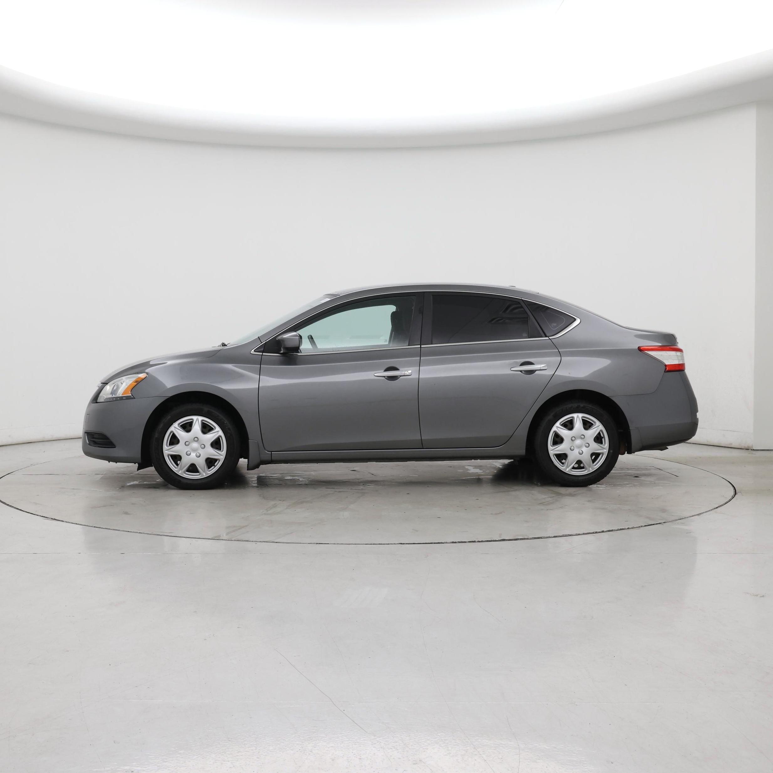 Thumbnail: 2015 Nissan Sentra - 3