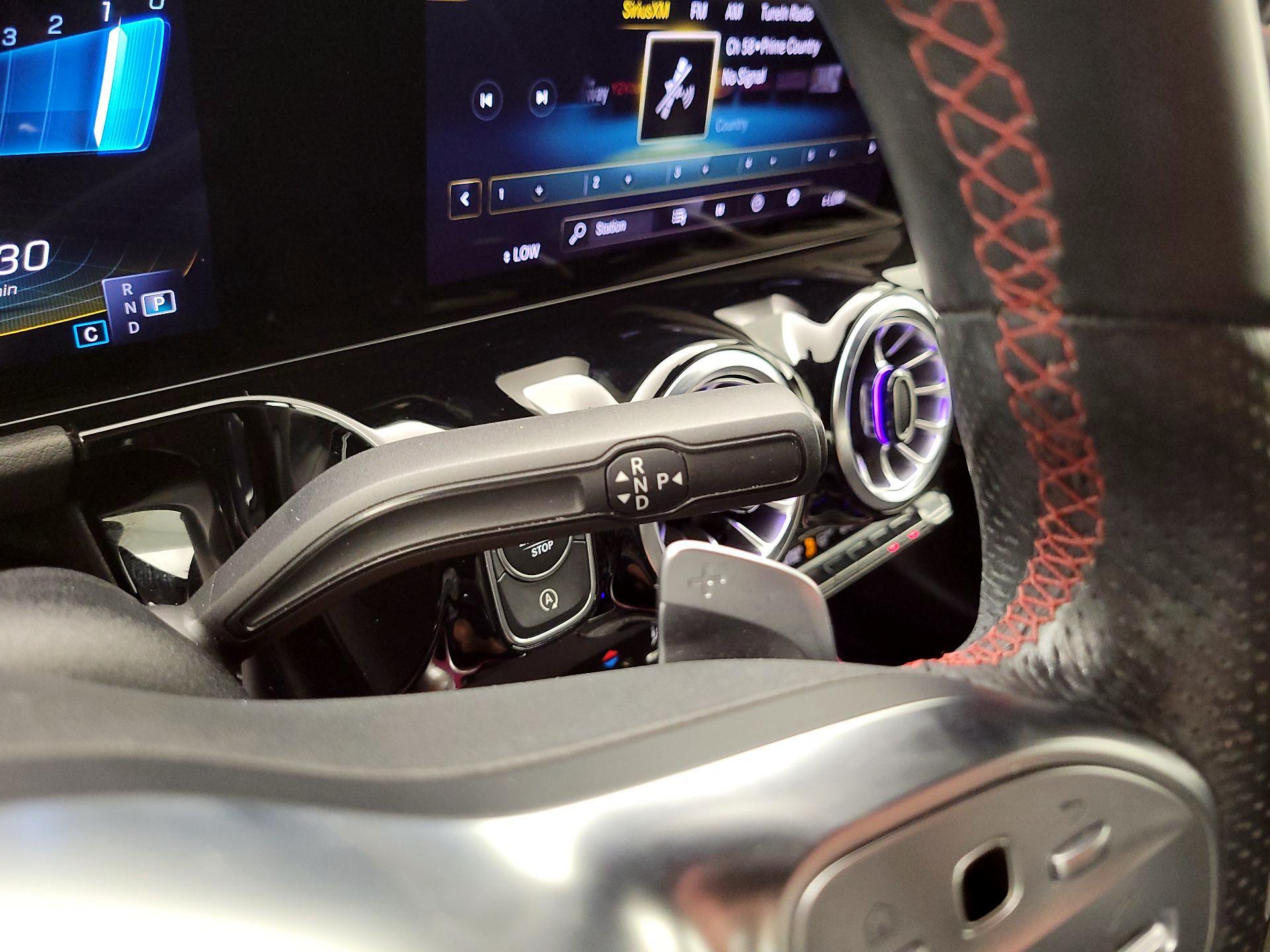 Thumbnail: 2022 Mercedes-Benz GLA - 17