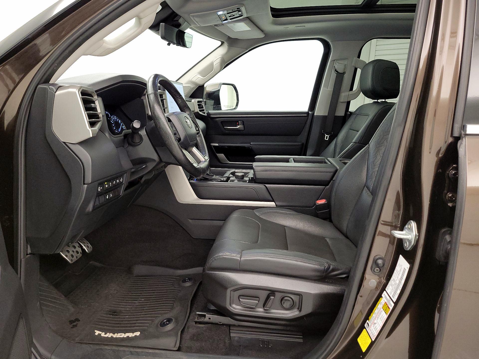 Thumbnail: 2022 Toyota Tundra - 11