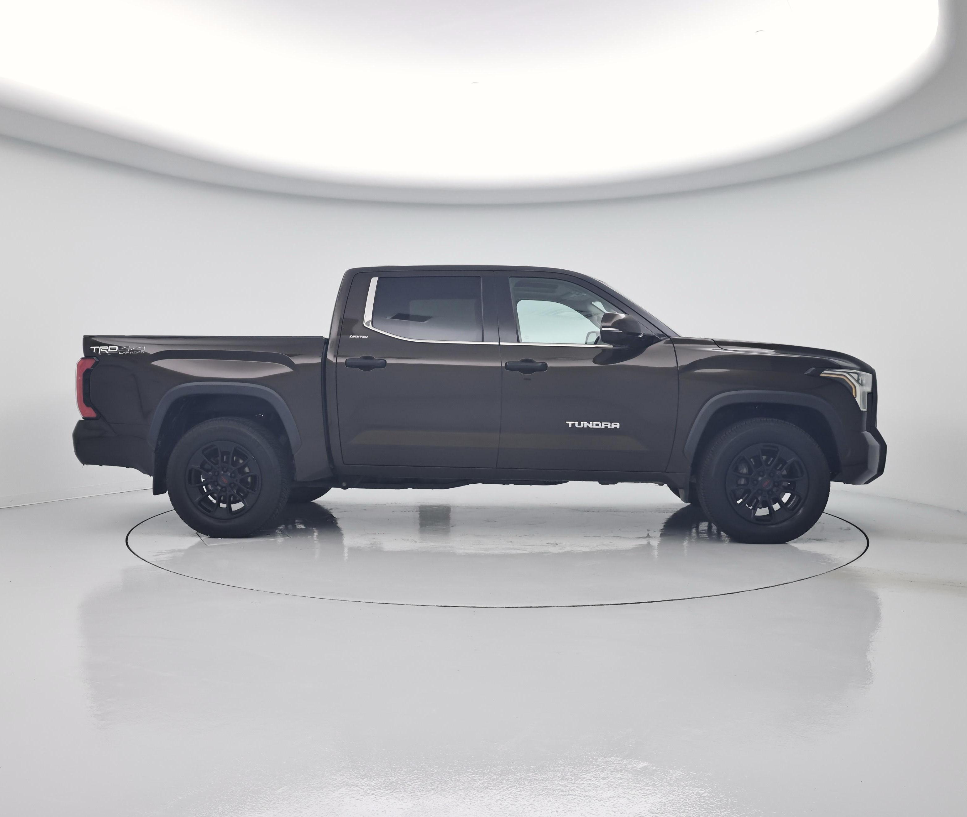 Thumbnail: 2022 Toyota Tundra - 7