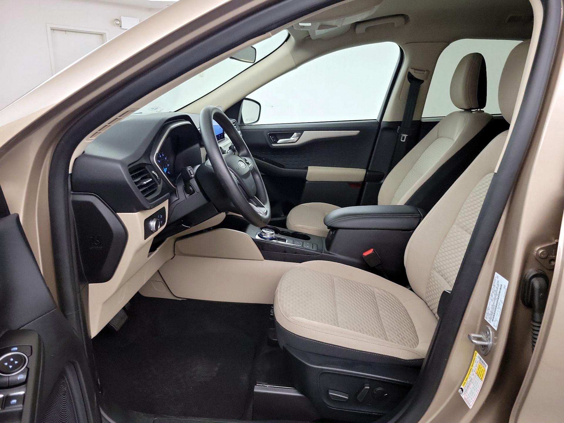 Thumbnail: 2020 Ford Escape - 9
