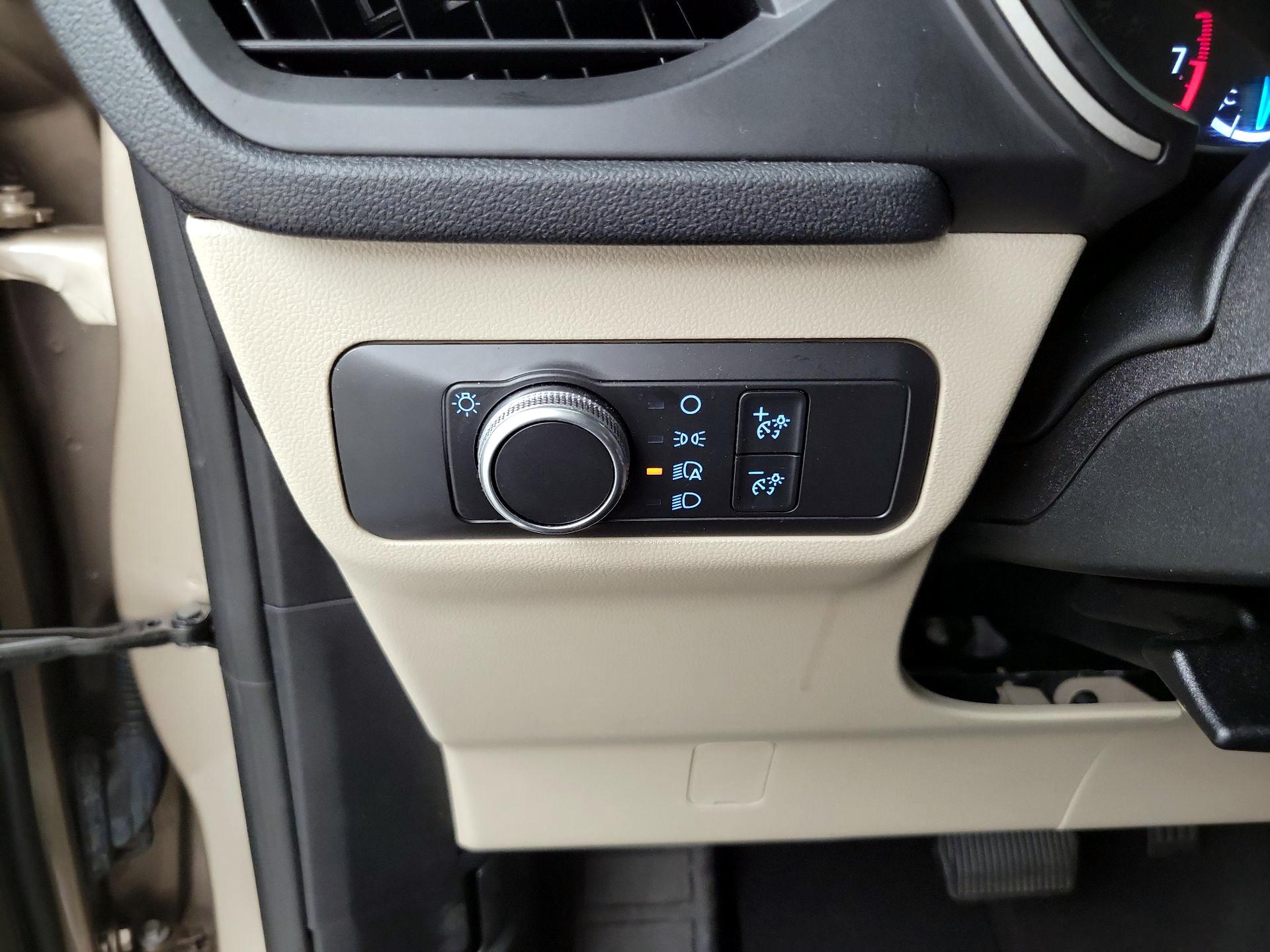 Thumbnail: 2020 Ford Escape - 11