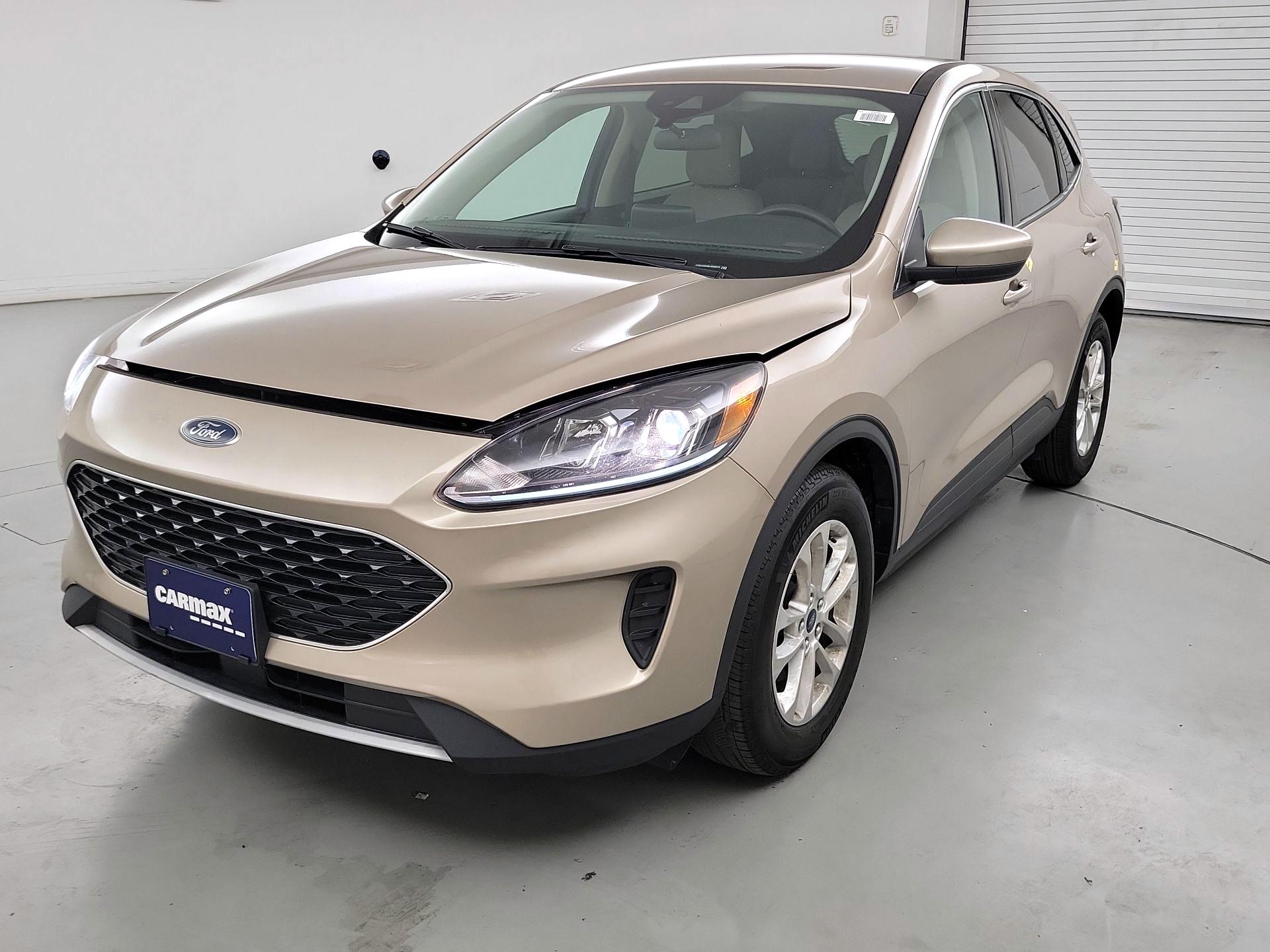 Thumbnail: 2020 Ford Escape - 3