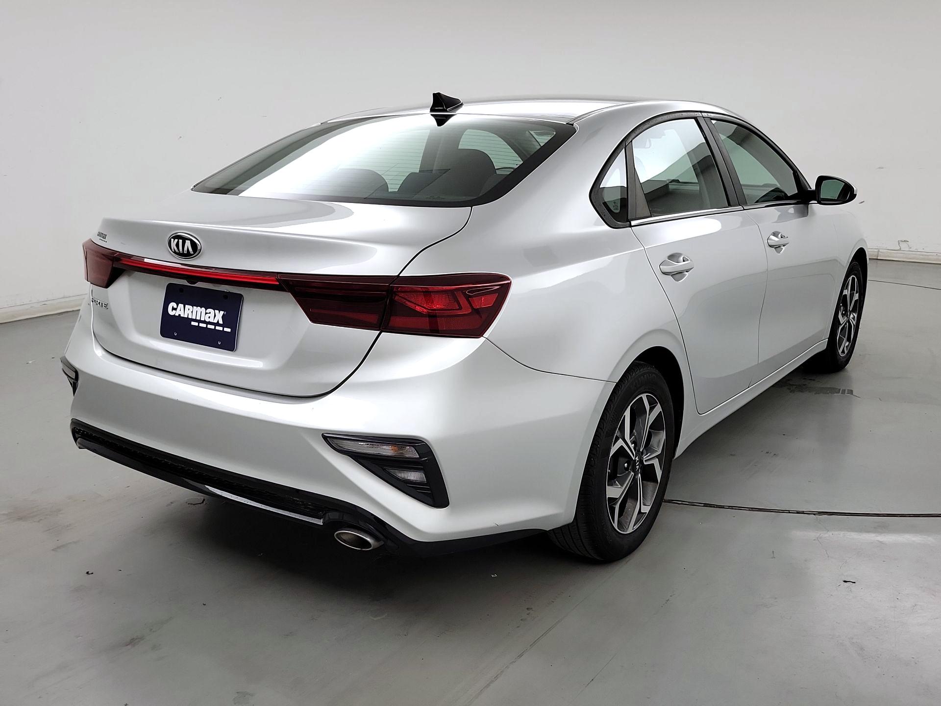 Thumbnail: 2020 Kia Forte - 5