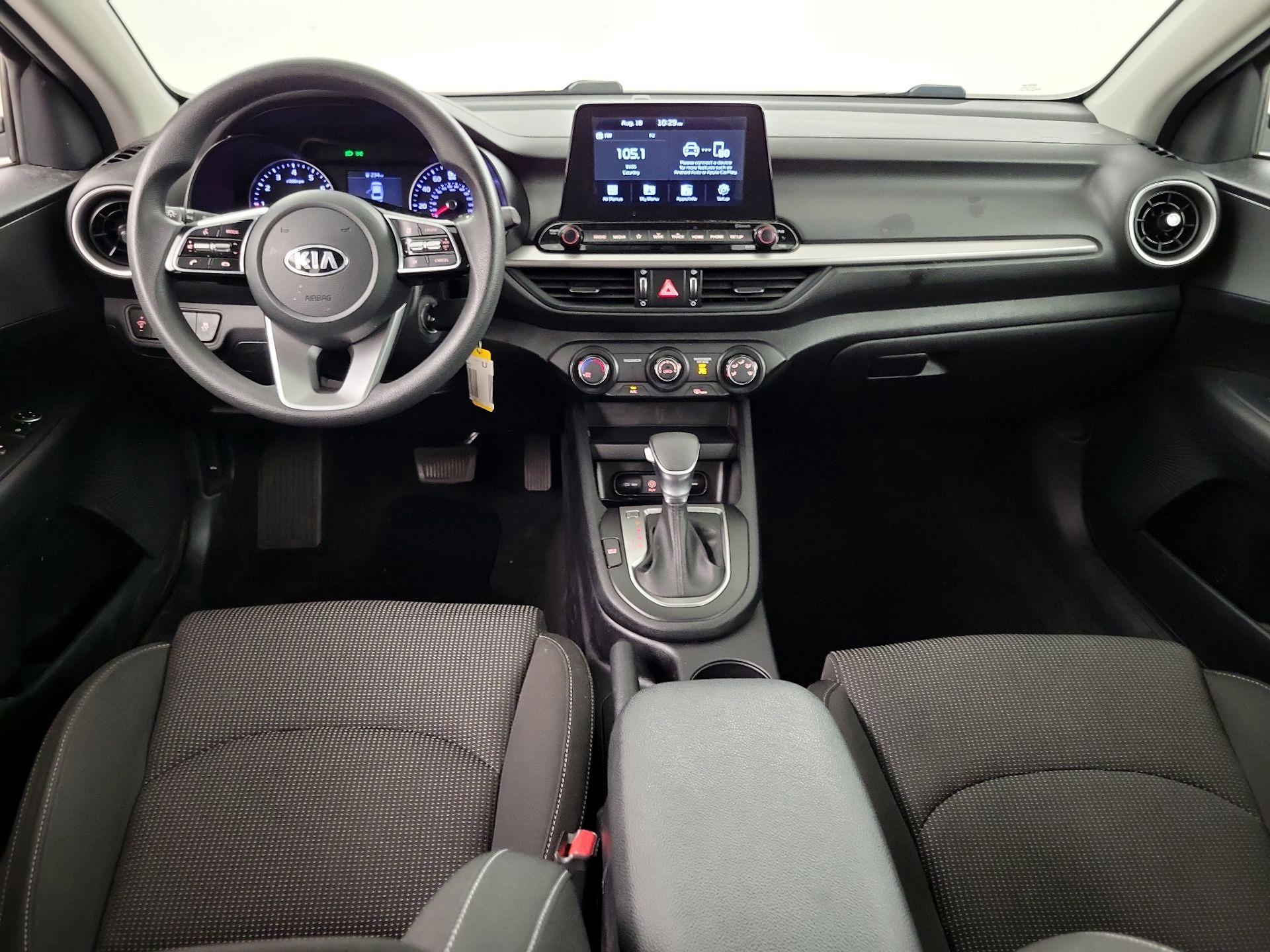 Thumbnail: 2020 Kia Forte - 8