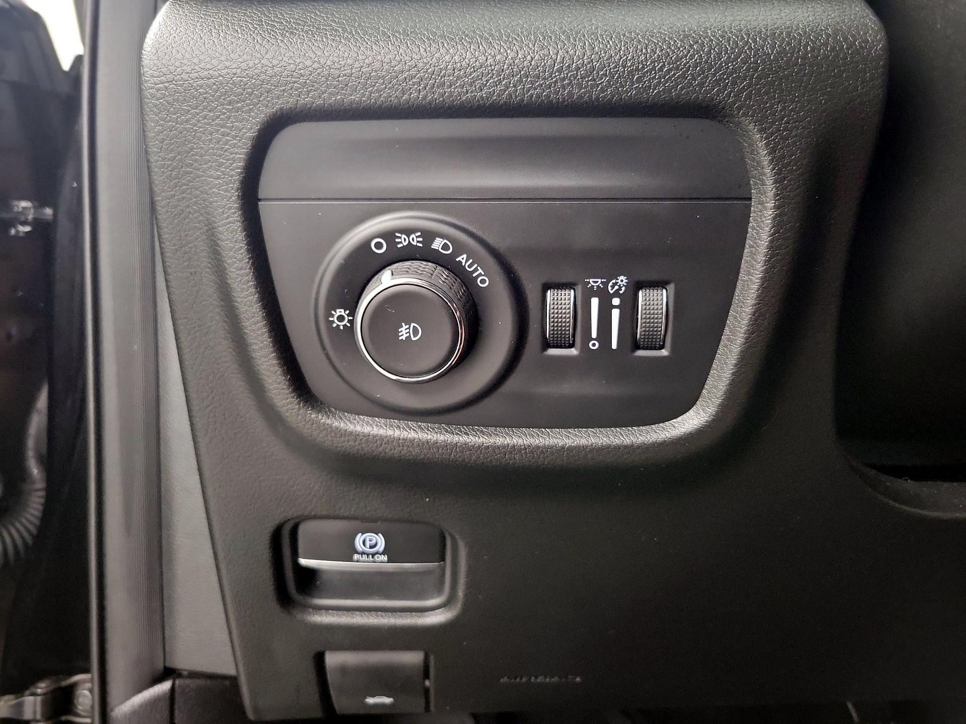 Thumbnail: 2021 Jeep Grand Cherokee L - 11