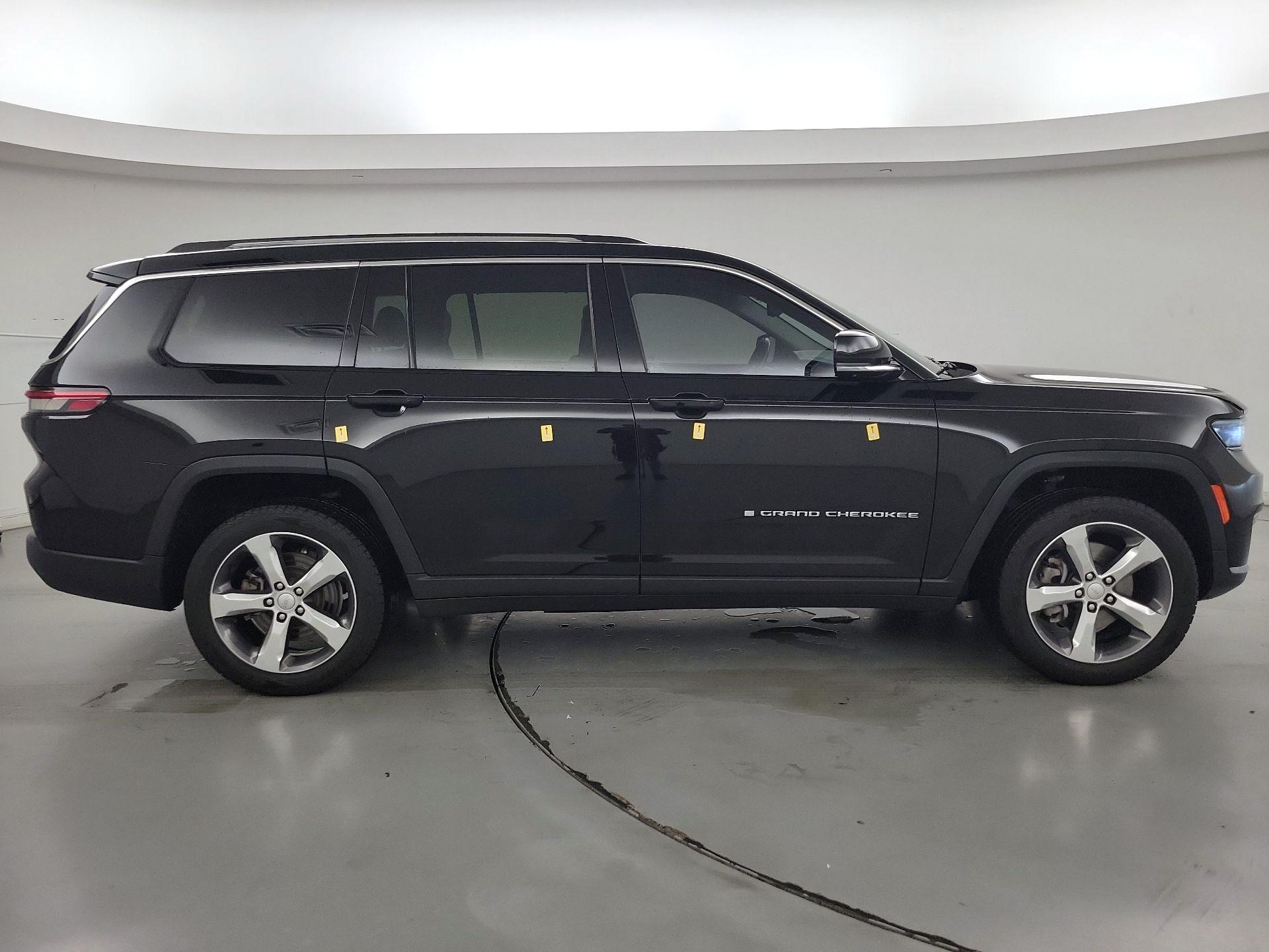 Thumbnail: 2021 Jeep Grand Cherokee L - 4