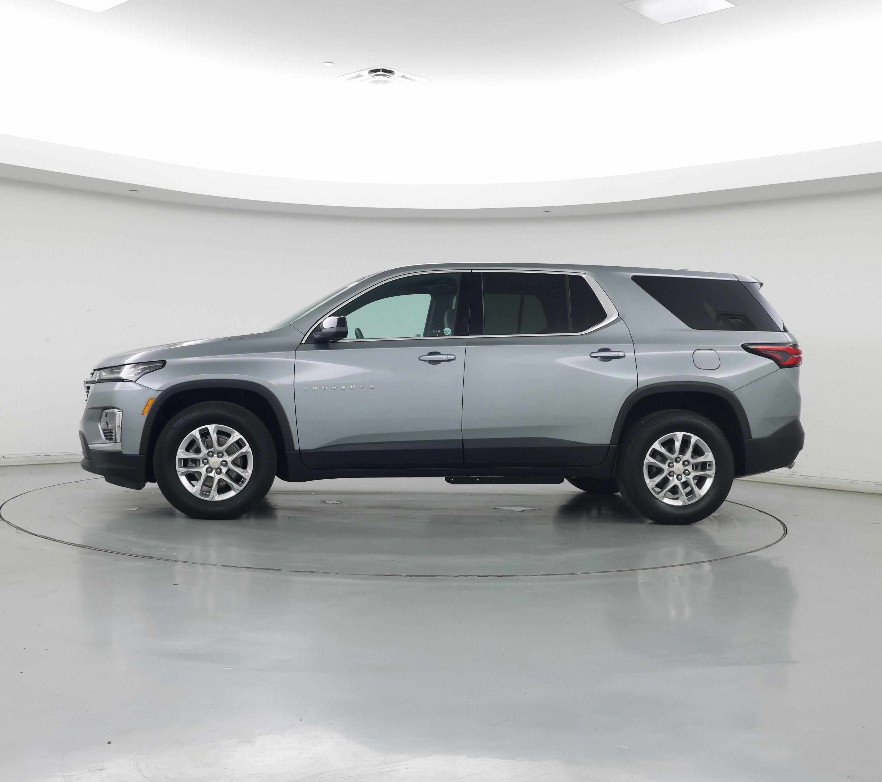 Thumbnail: 2023 Chevrolet Traverse - 3