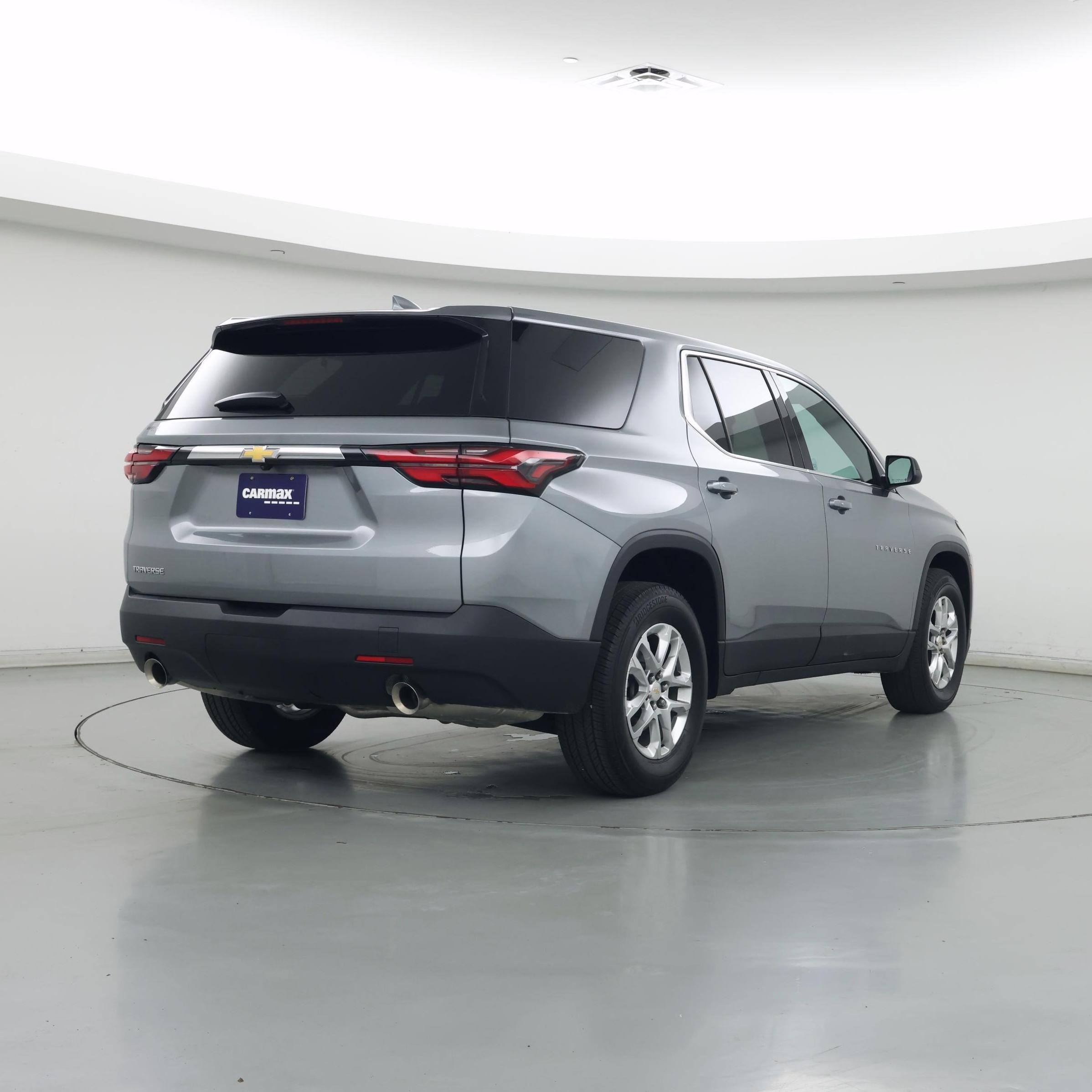Thumbnail: 2023 Chevrolet Traverse - 8