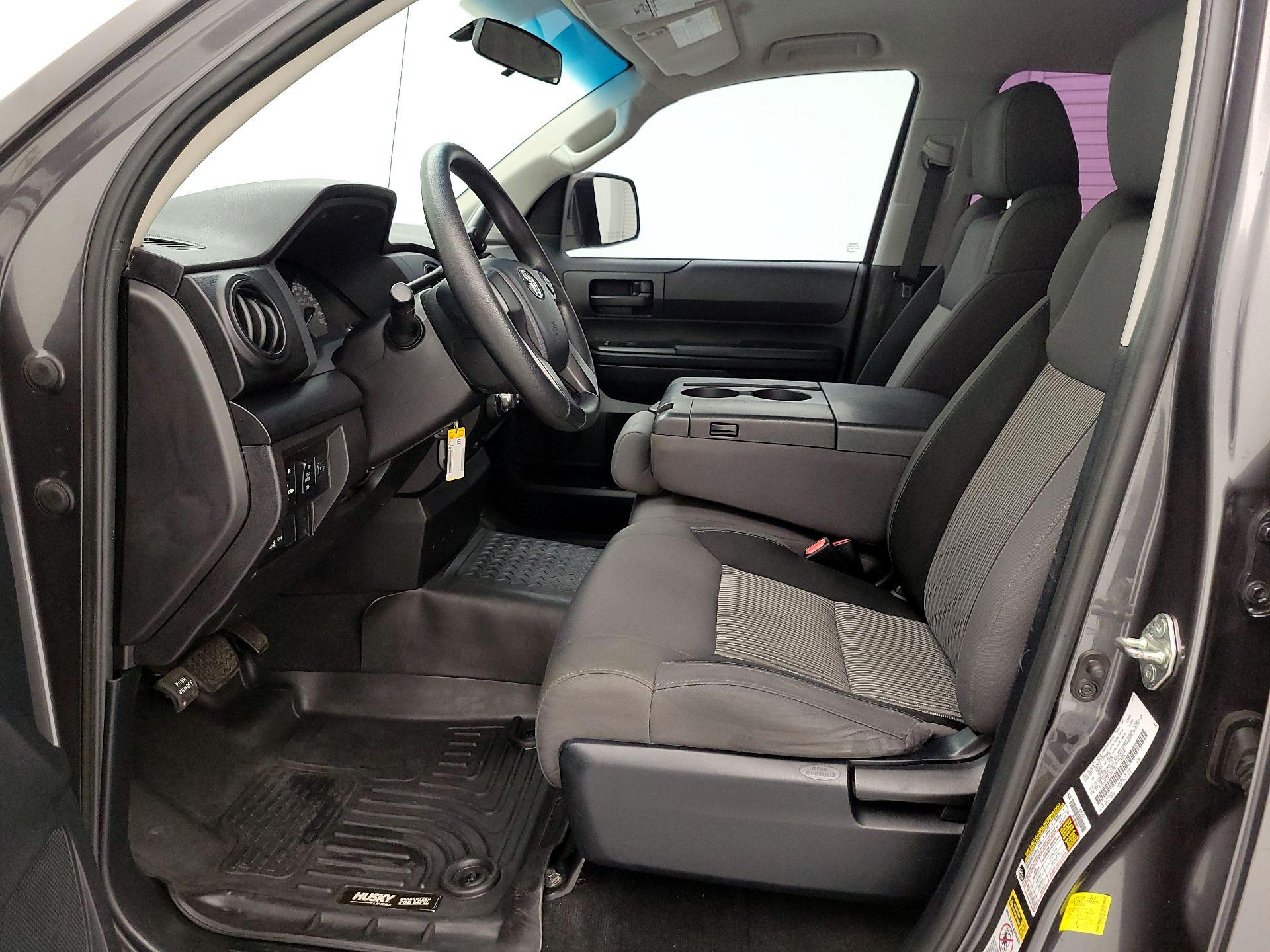 Thumbnail: 2015 Toyota Tundra - 11