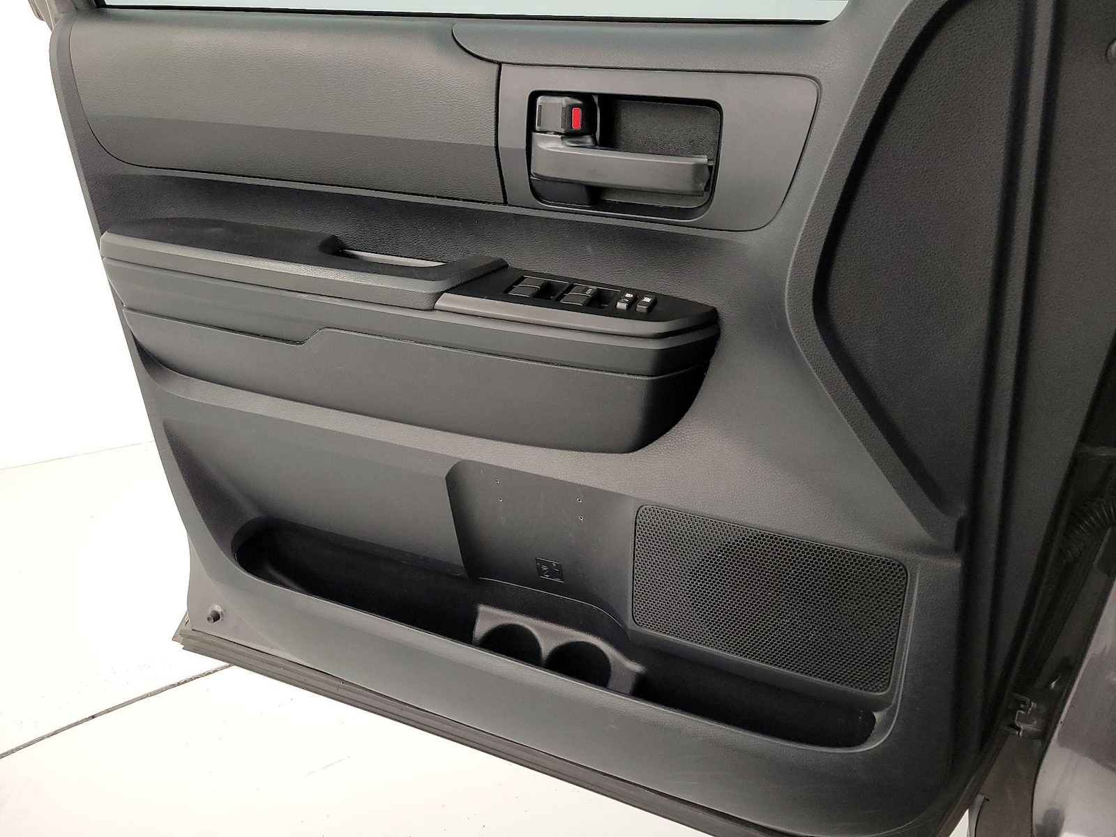 2015 Toyota Tundra SR - Photo 13