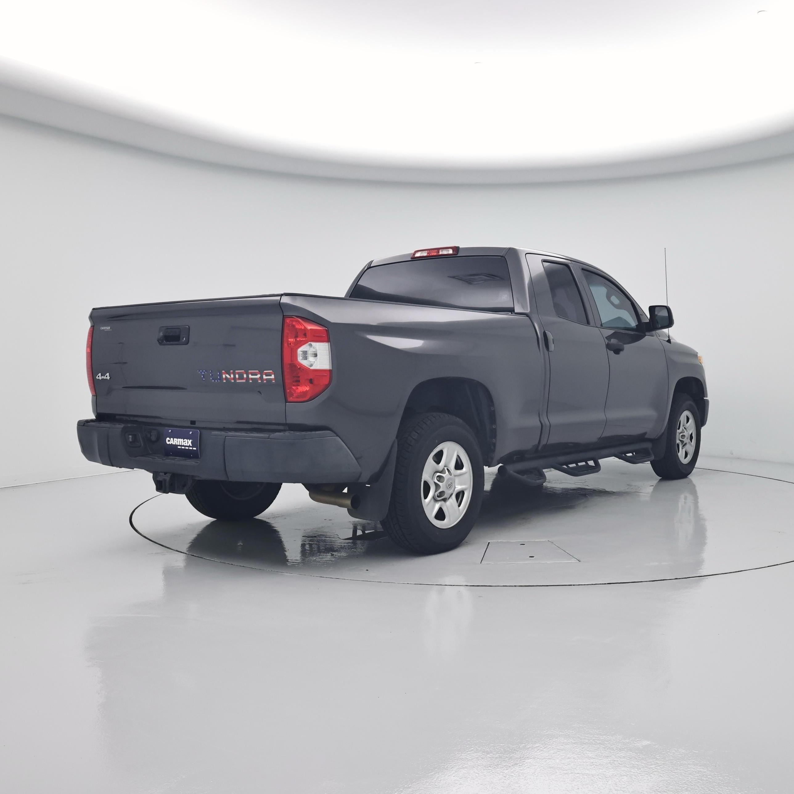 Thumbnail: 2015 Toyota Tundra - 8