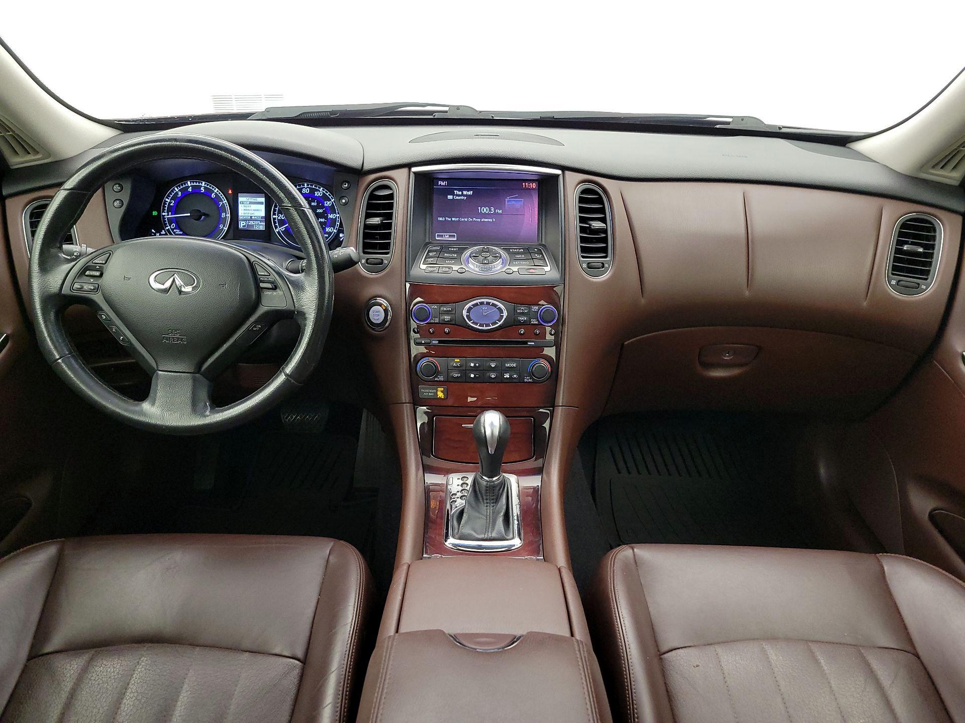 Thumbnail: 2016 INFINITI QX50 - 9