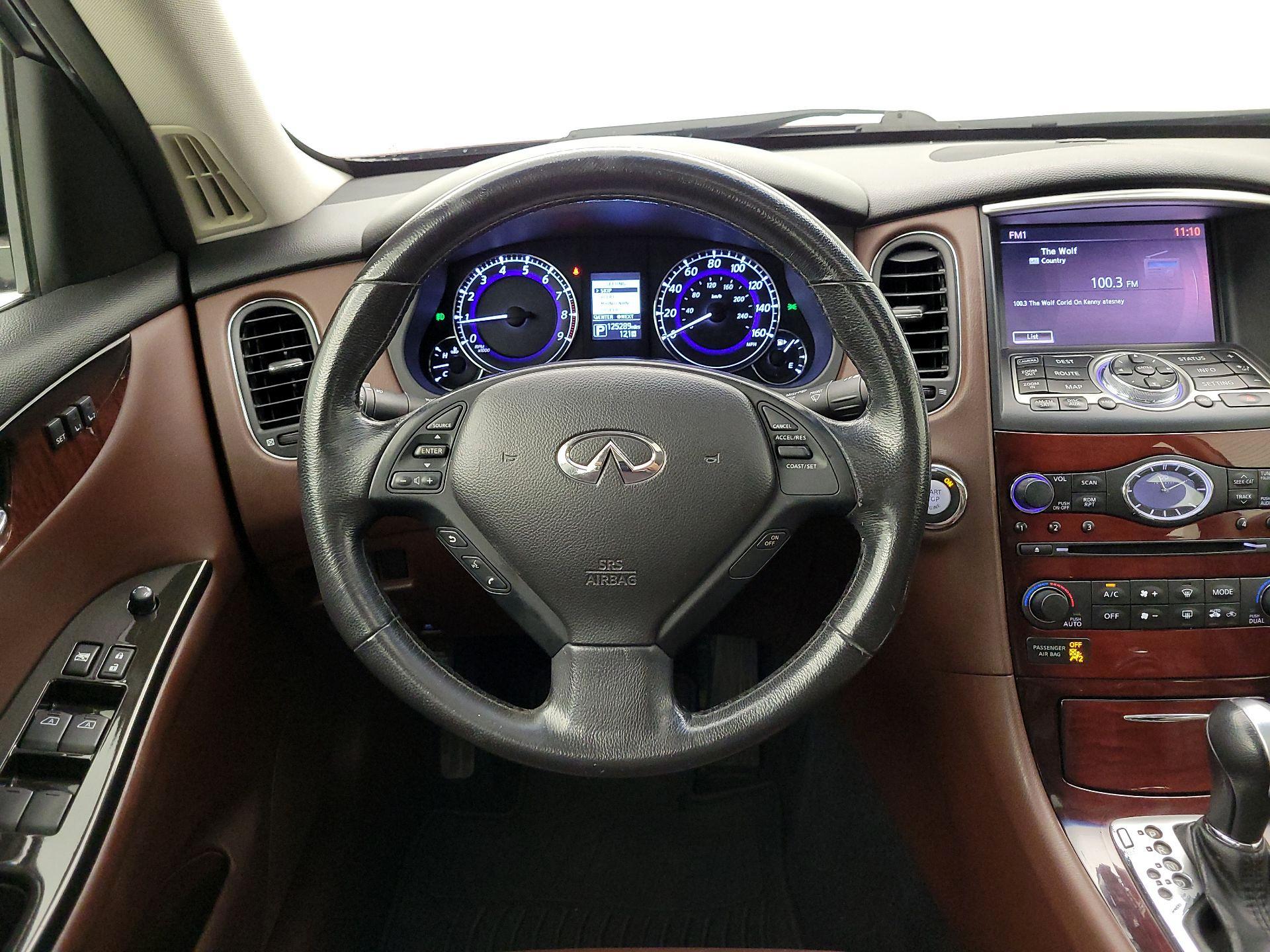 Thumbnail: 2016 INFINITI QX50 - 10
