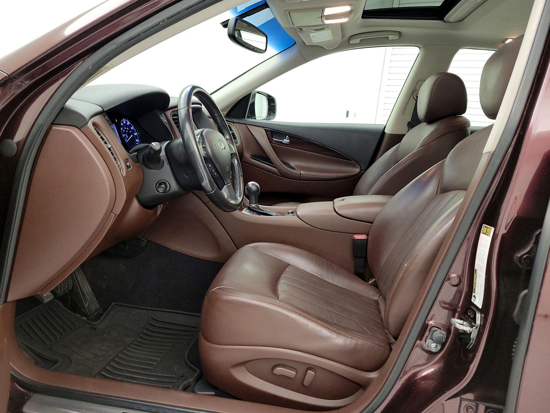 Thumbnail: 2016 INFINITI QX50 - 11