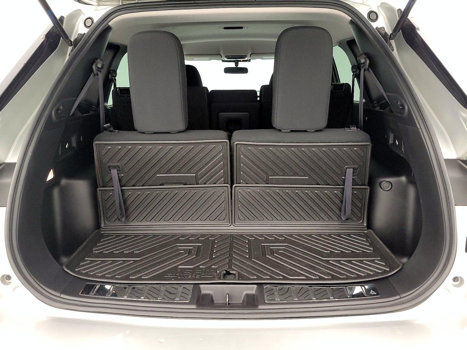 2022 Mitsubishi Outlander ES - Photo 22