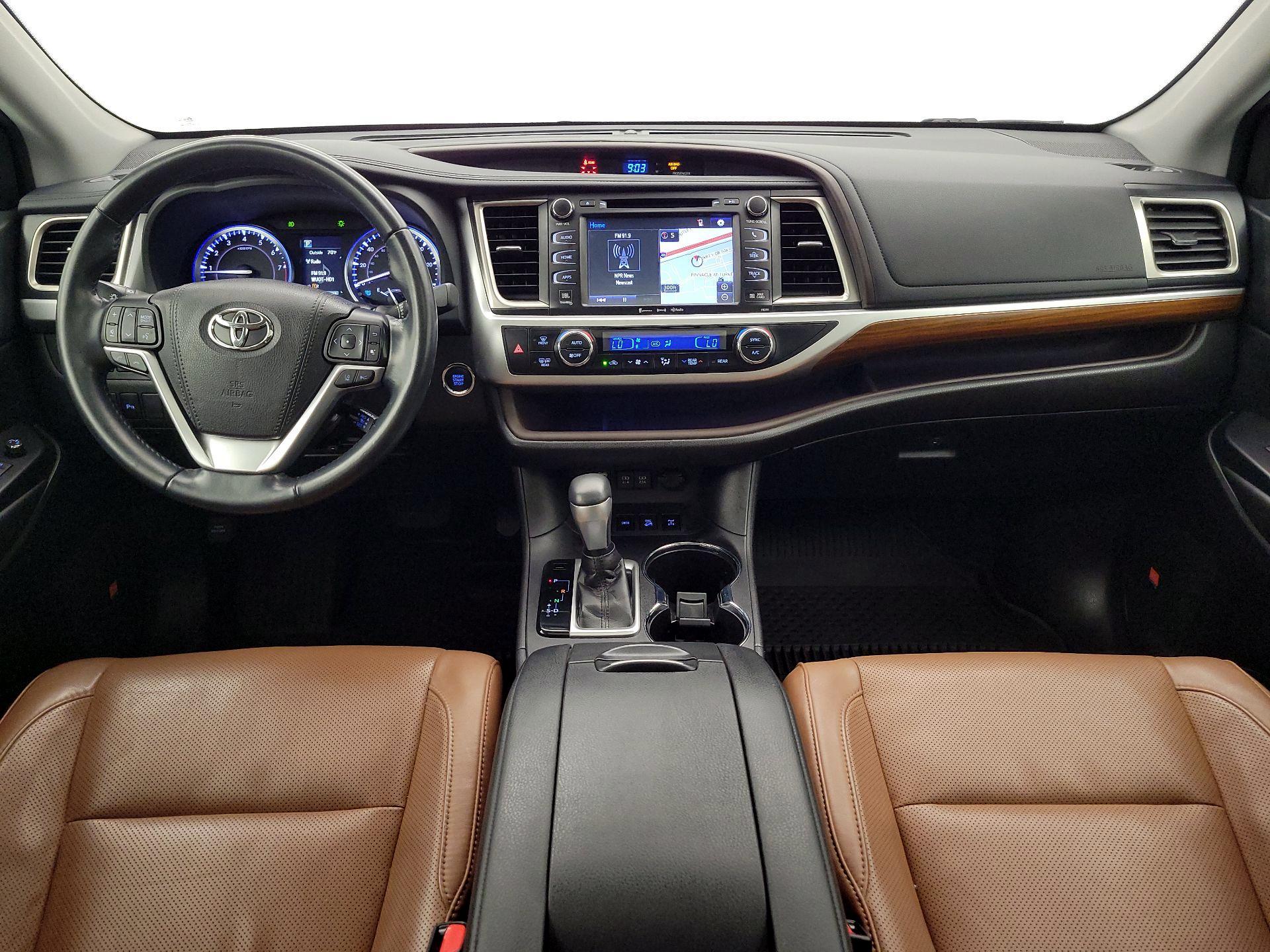 Thumbnail: 2019 Toyota Highlander - 9
