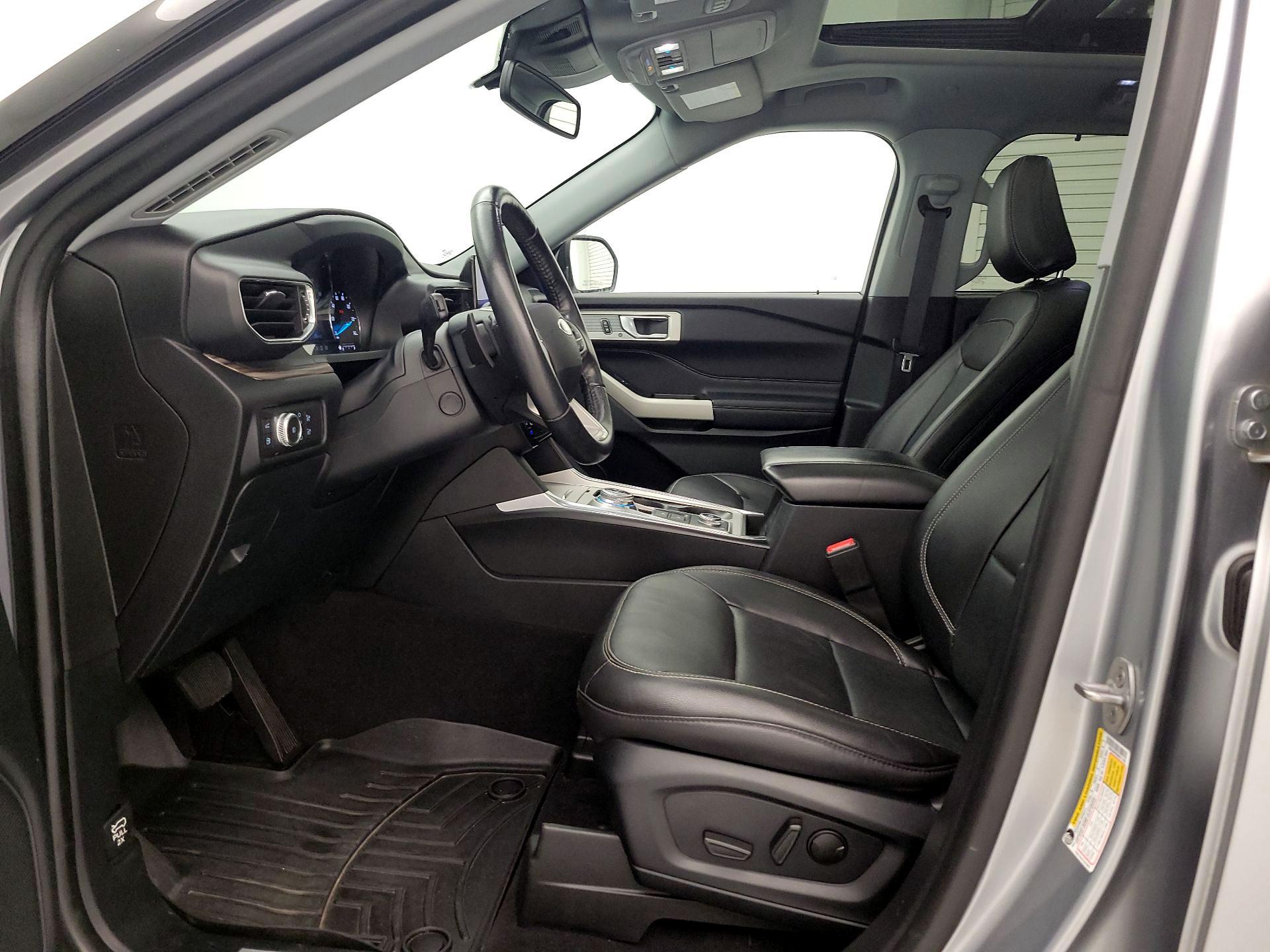 Thumbnail: 2021 Ford Explorer - 11