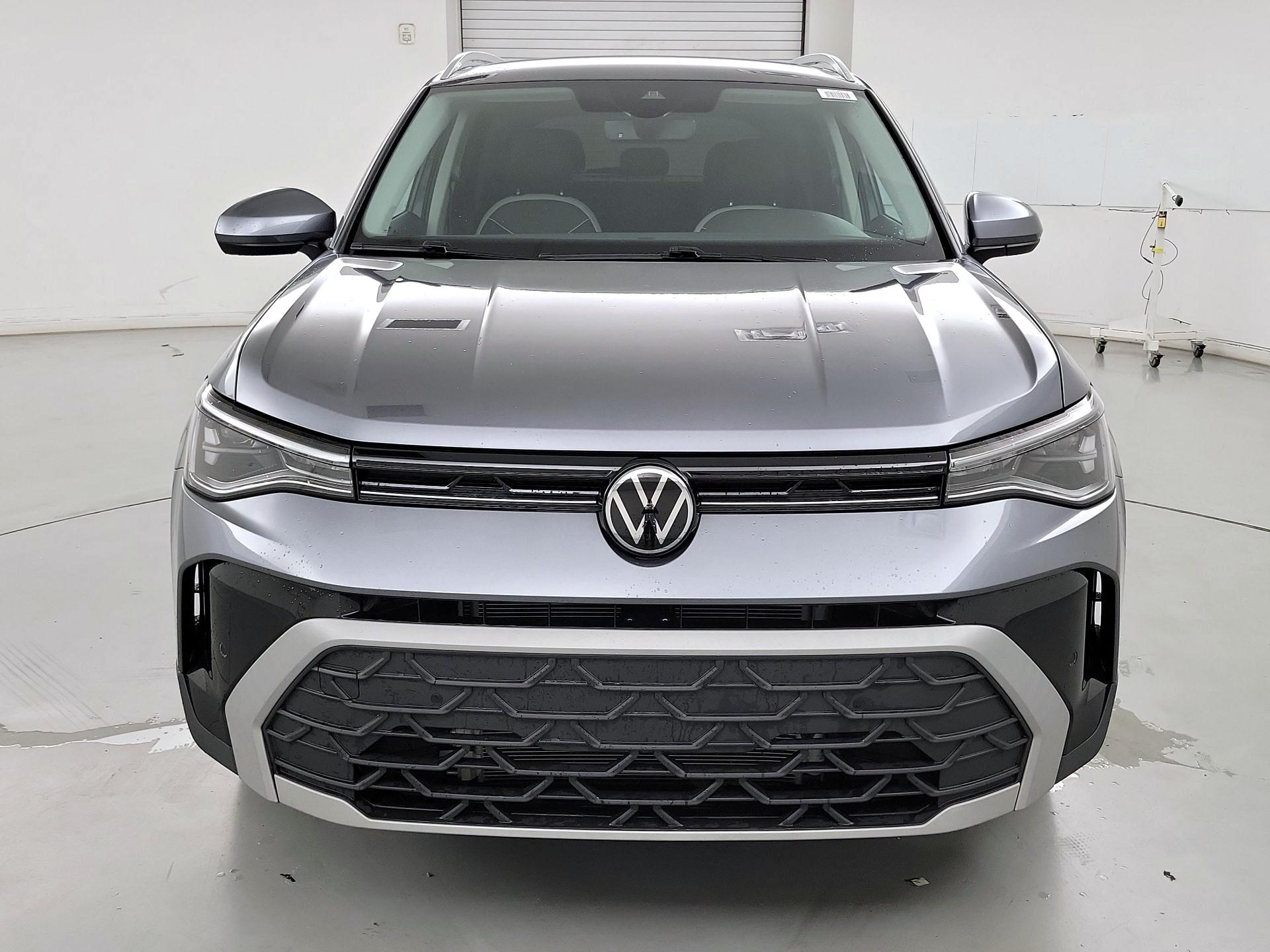 Thumbnail: 2025 Volkswagen Taos - 2