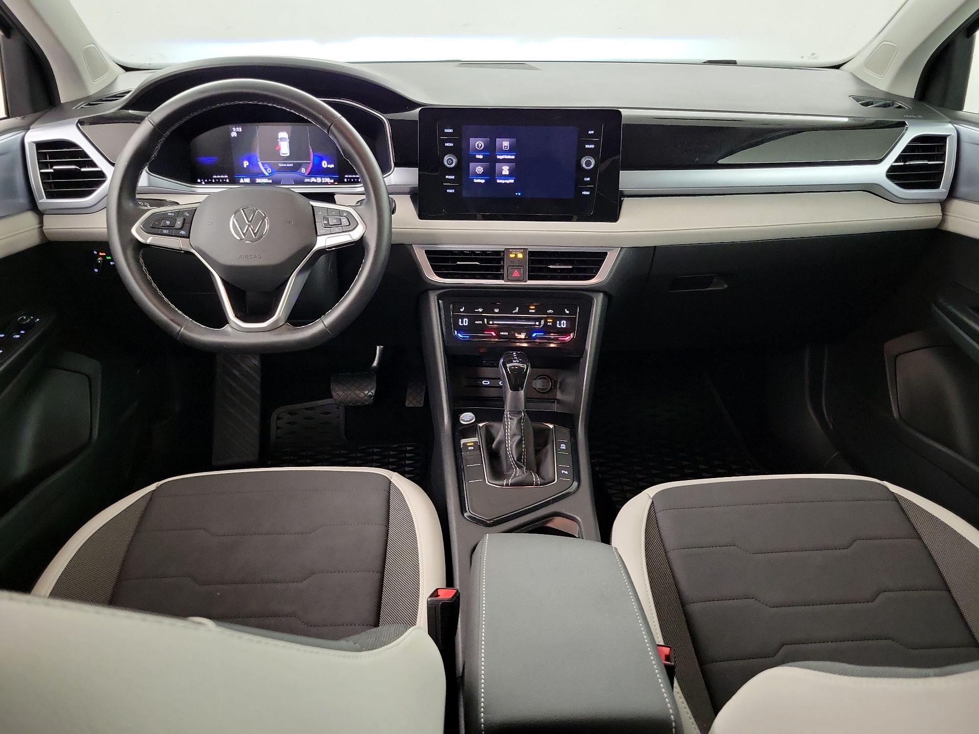 Thumbnail: 2025 Volkswagen Taos - 8